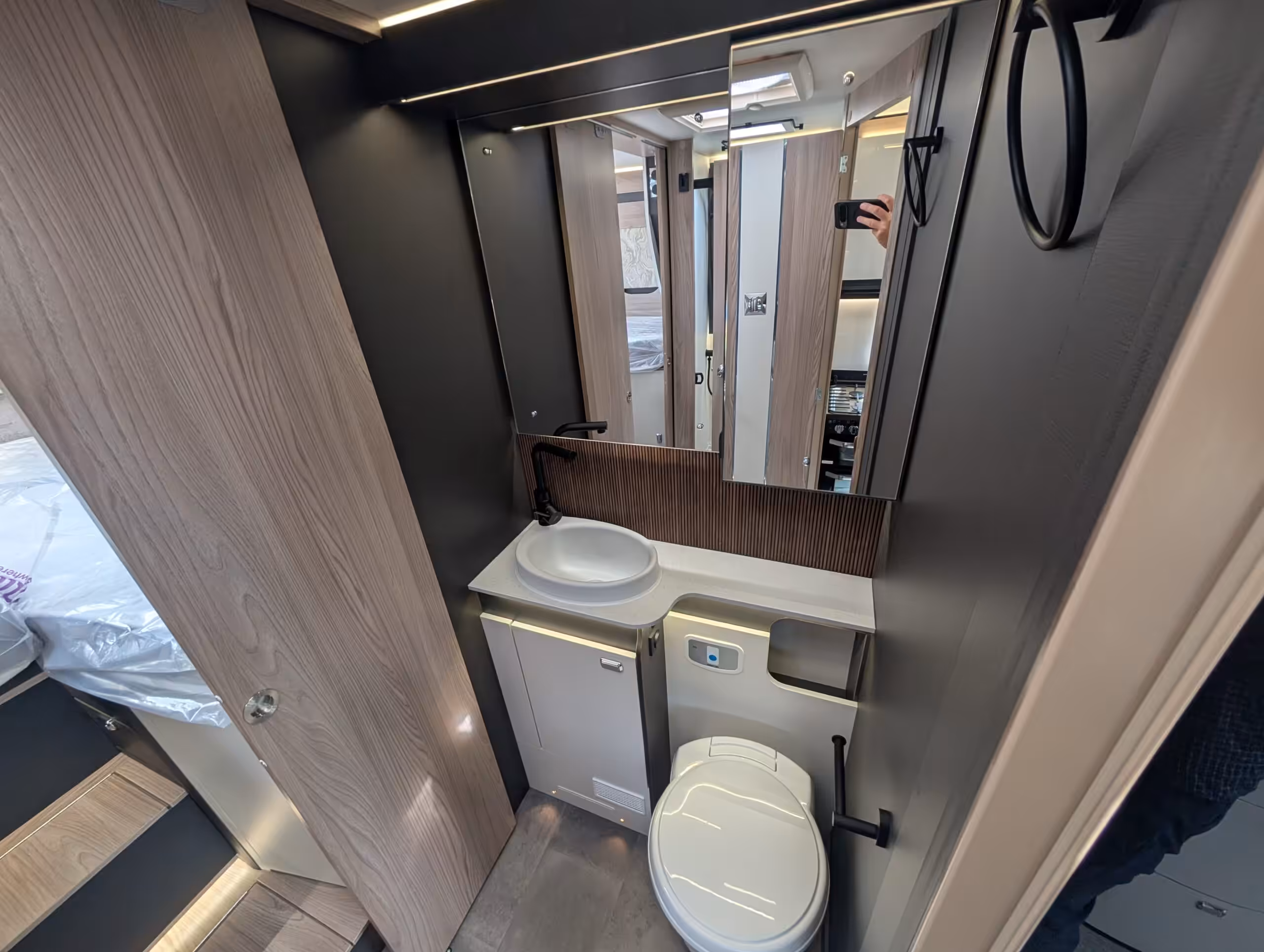 PXL 20250916 115922718