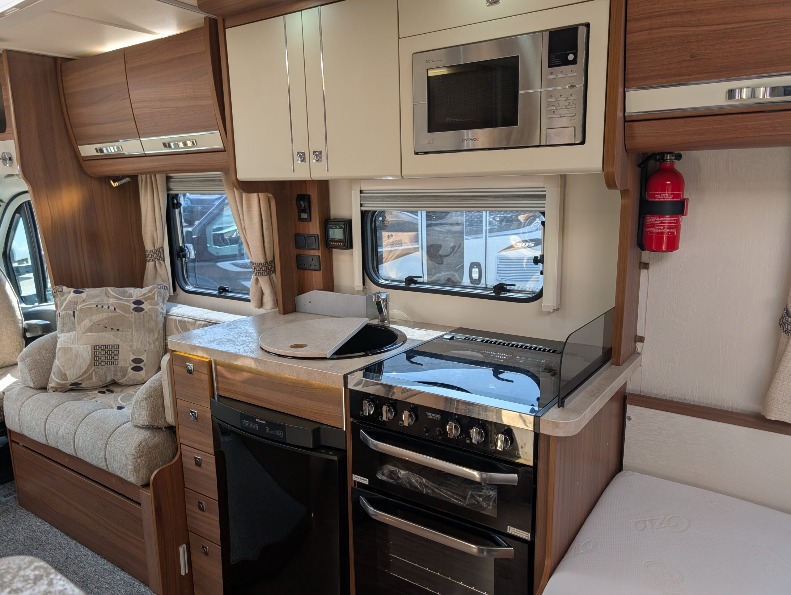 PXL 20250813 105353189