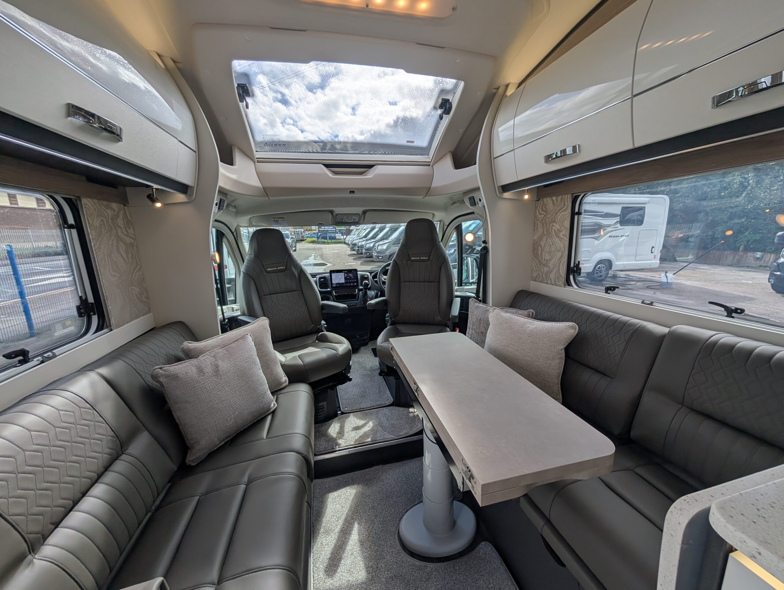 PXL 20250916 115809425 1