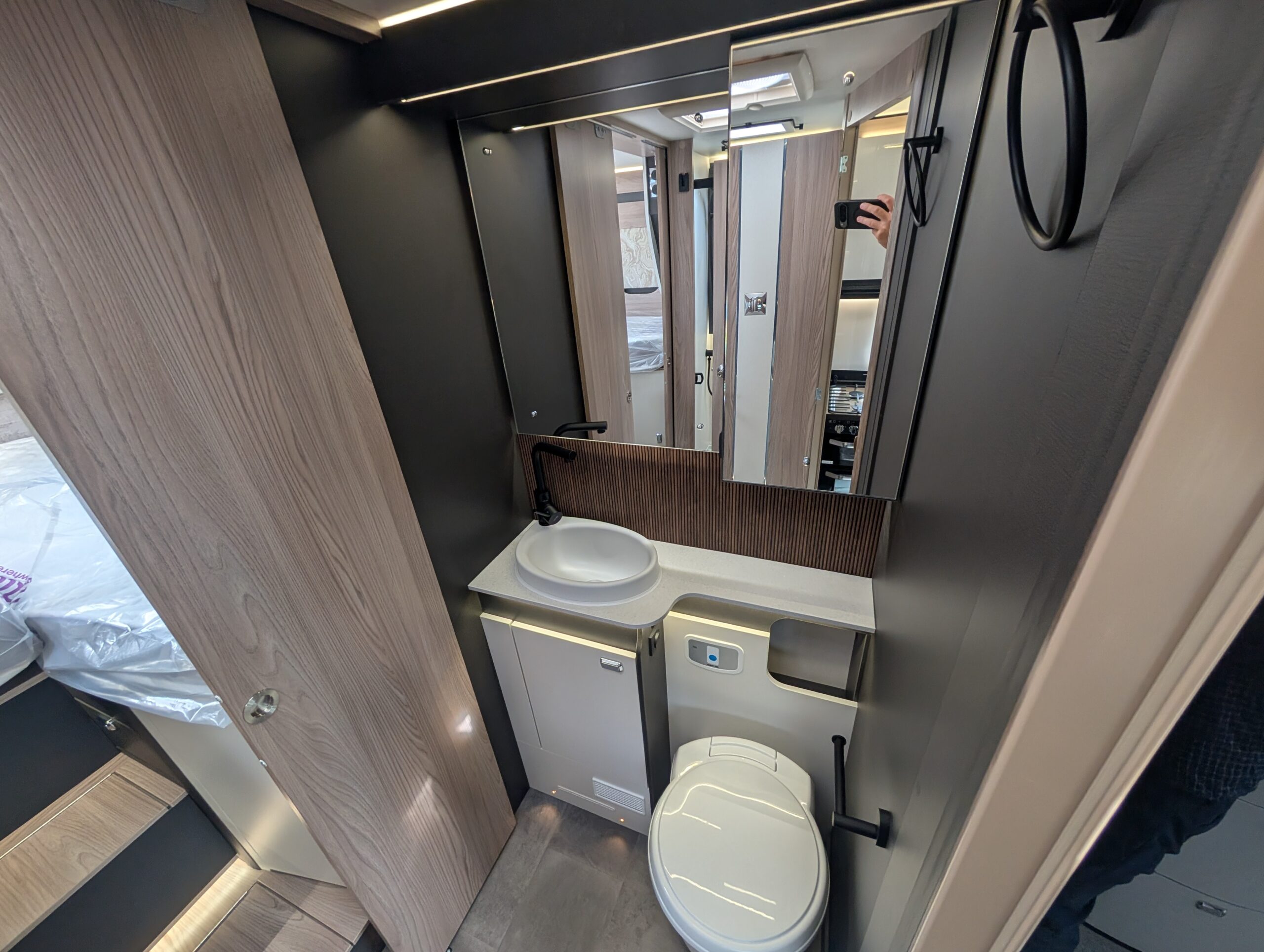 PXL 20250916 115922718 1