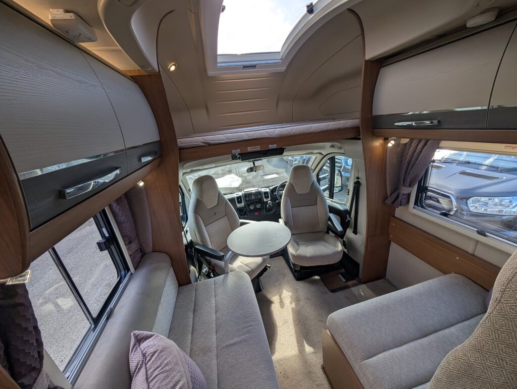 PXL 20250923 112738325