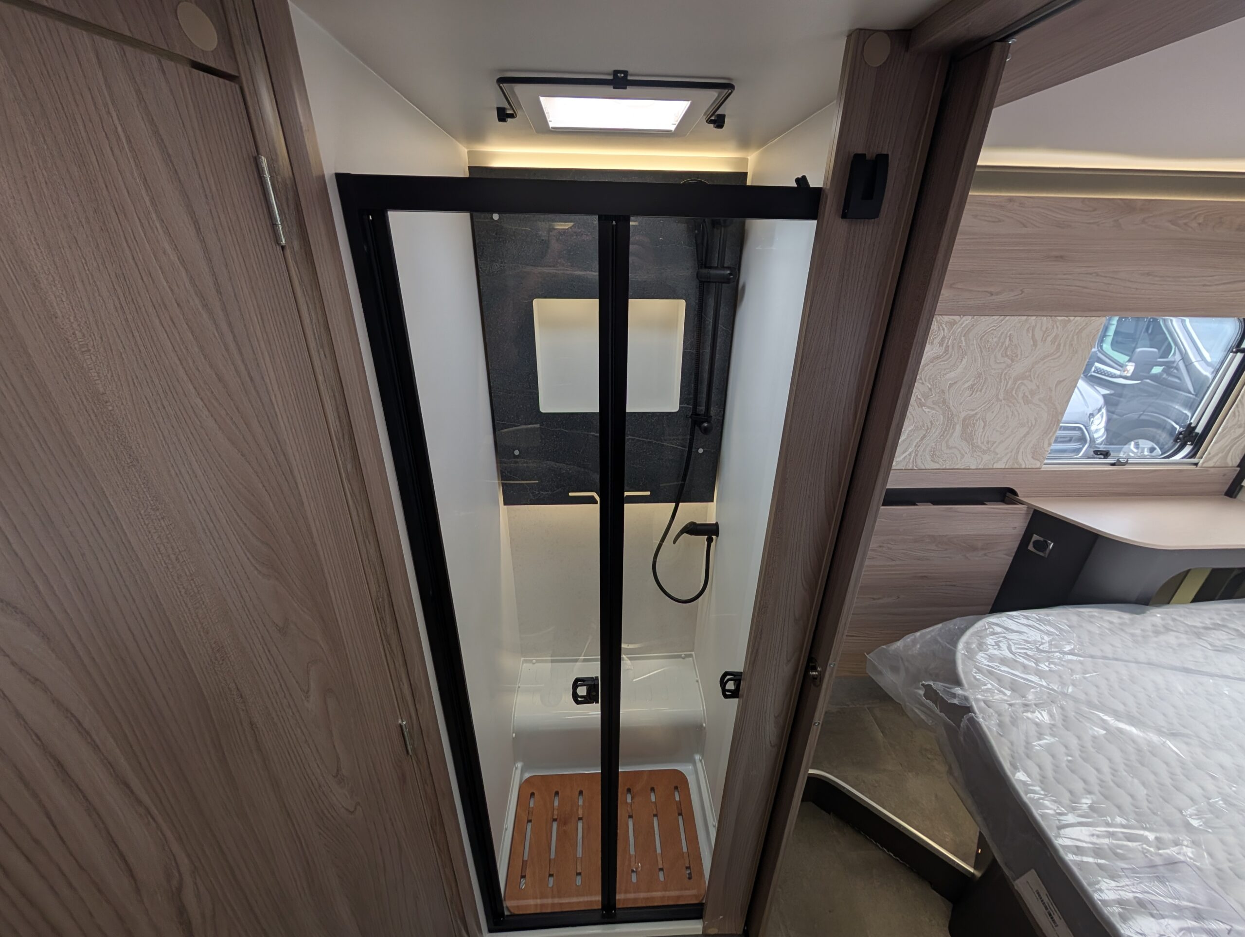 PXL 20250926 105518608