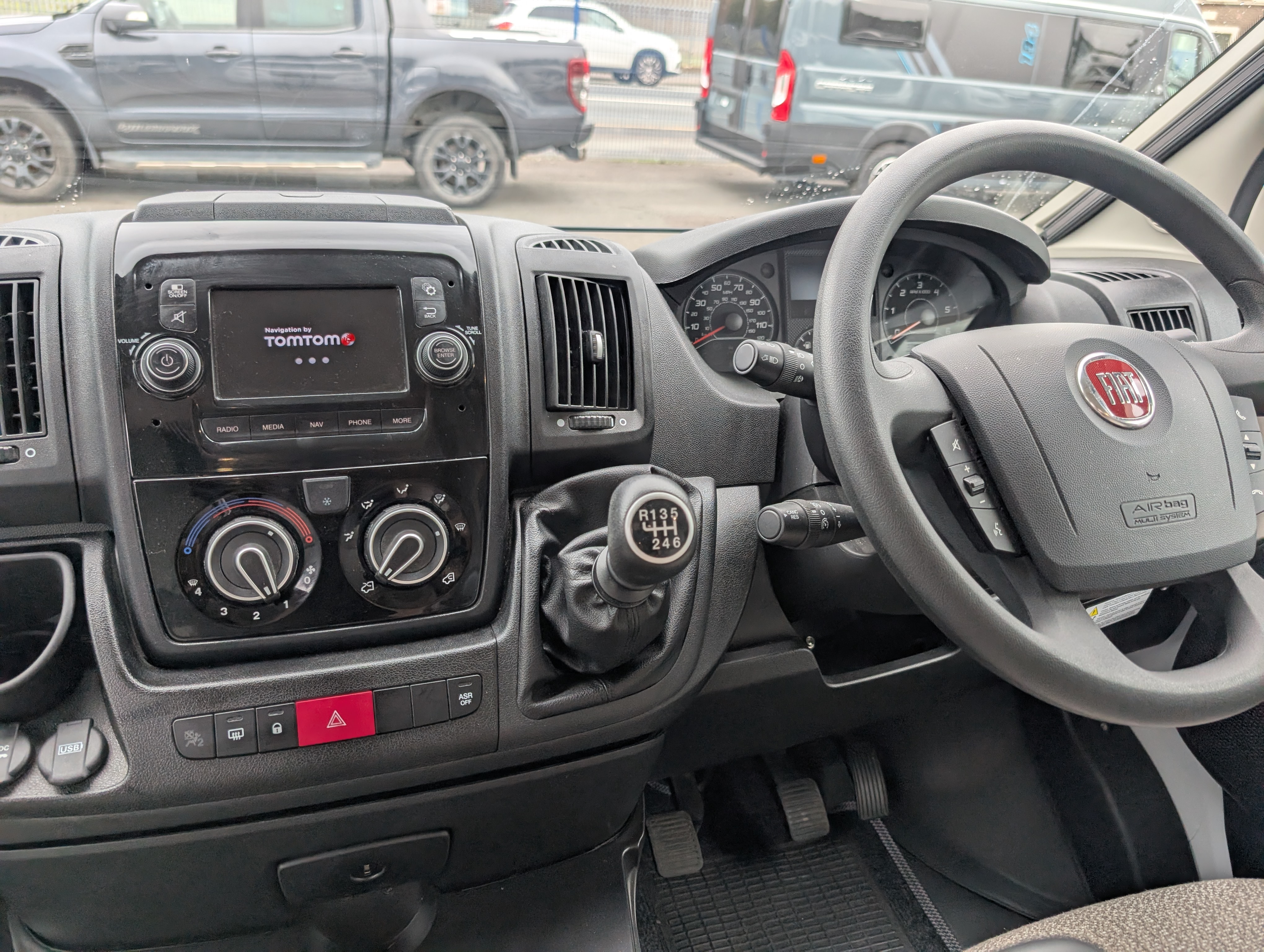 PXL 20250929 141505925