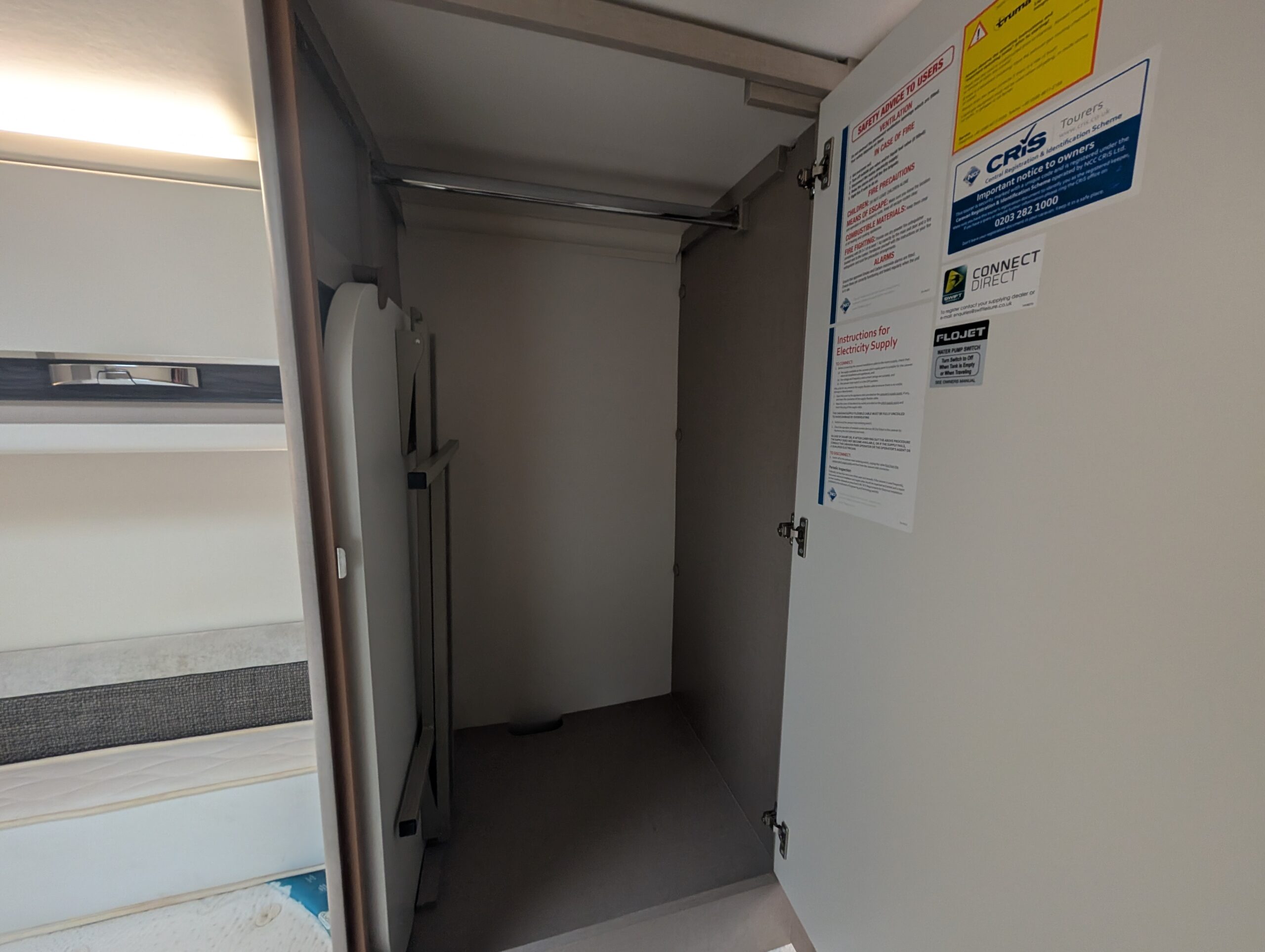 PXL 20251013 151630236