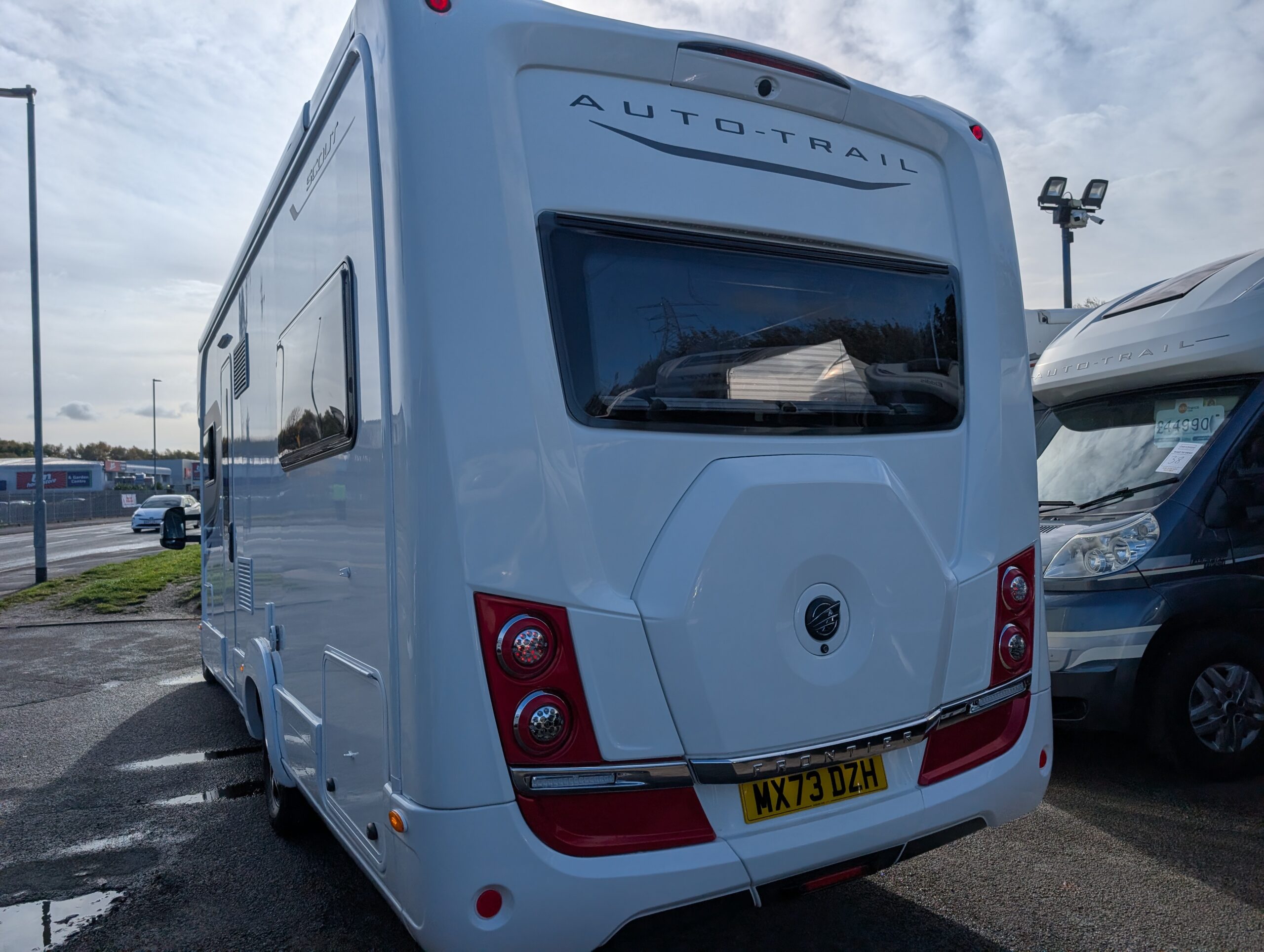 PXL 20251028 105610932