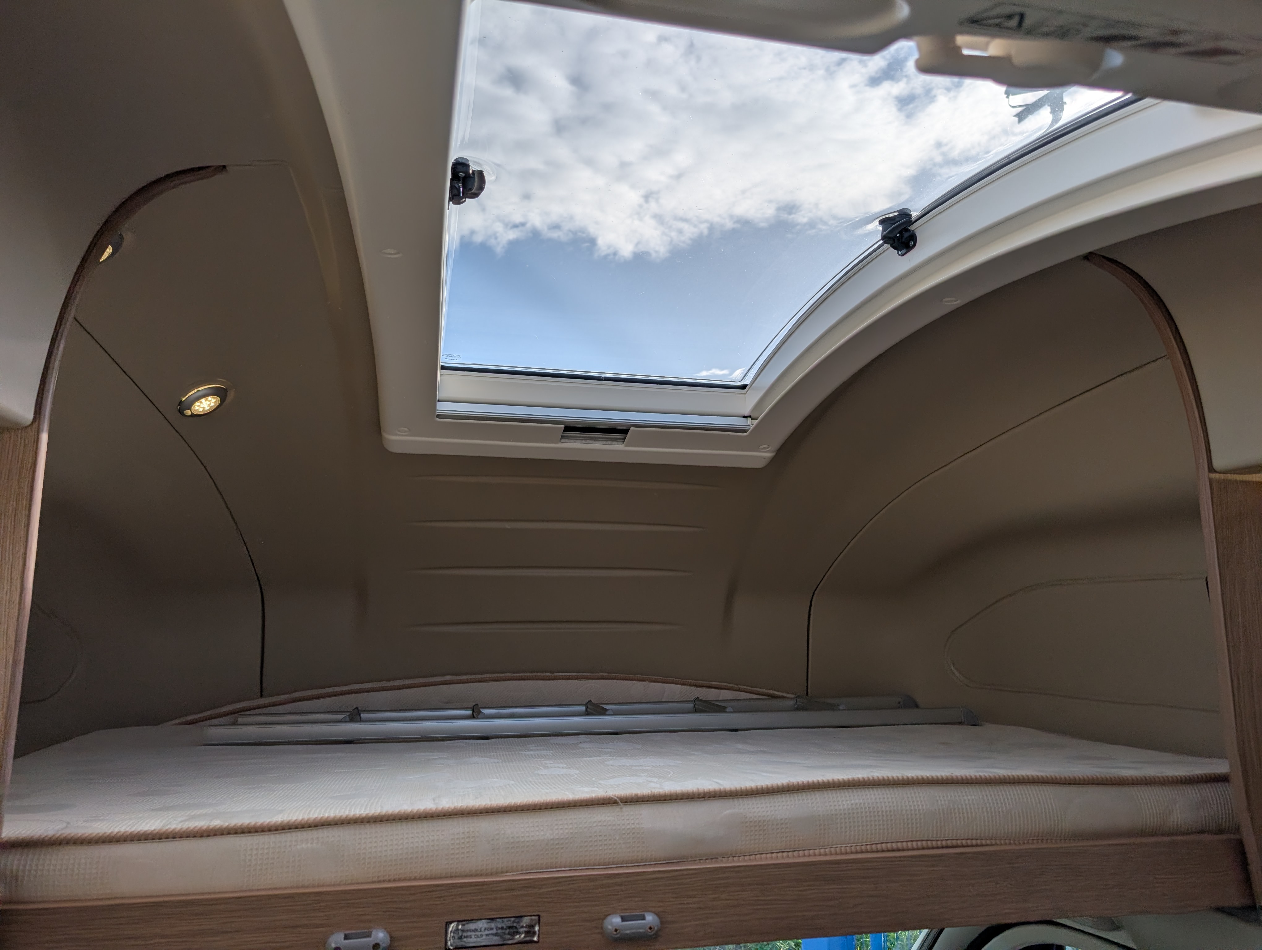 PXL 20251028 120603192