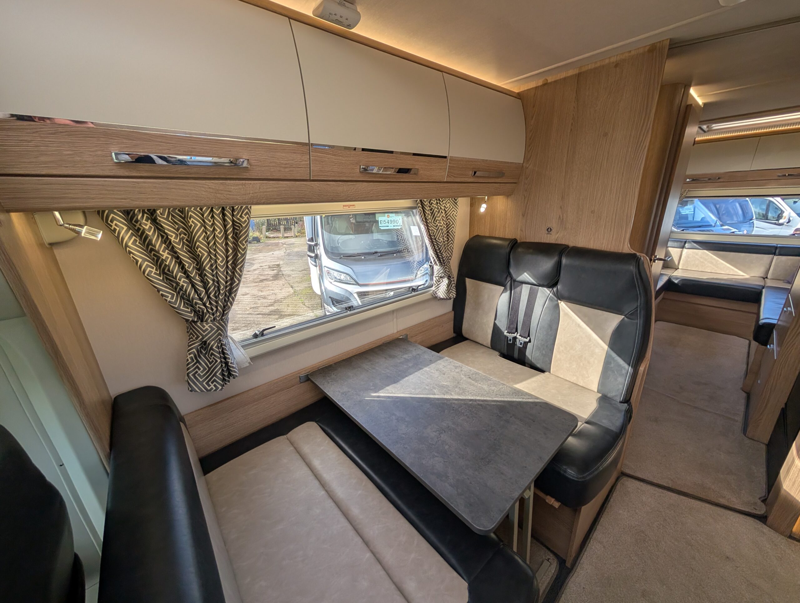 PXL 20251028 120617663