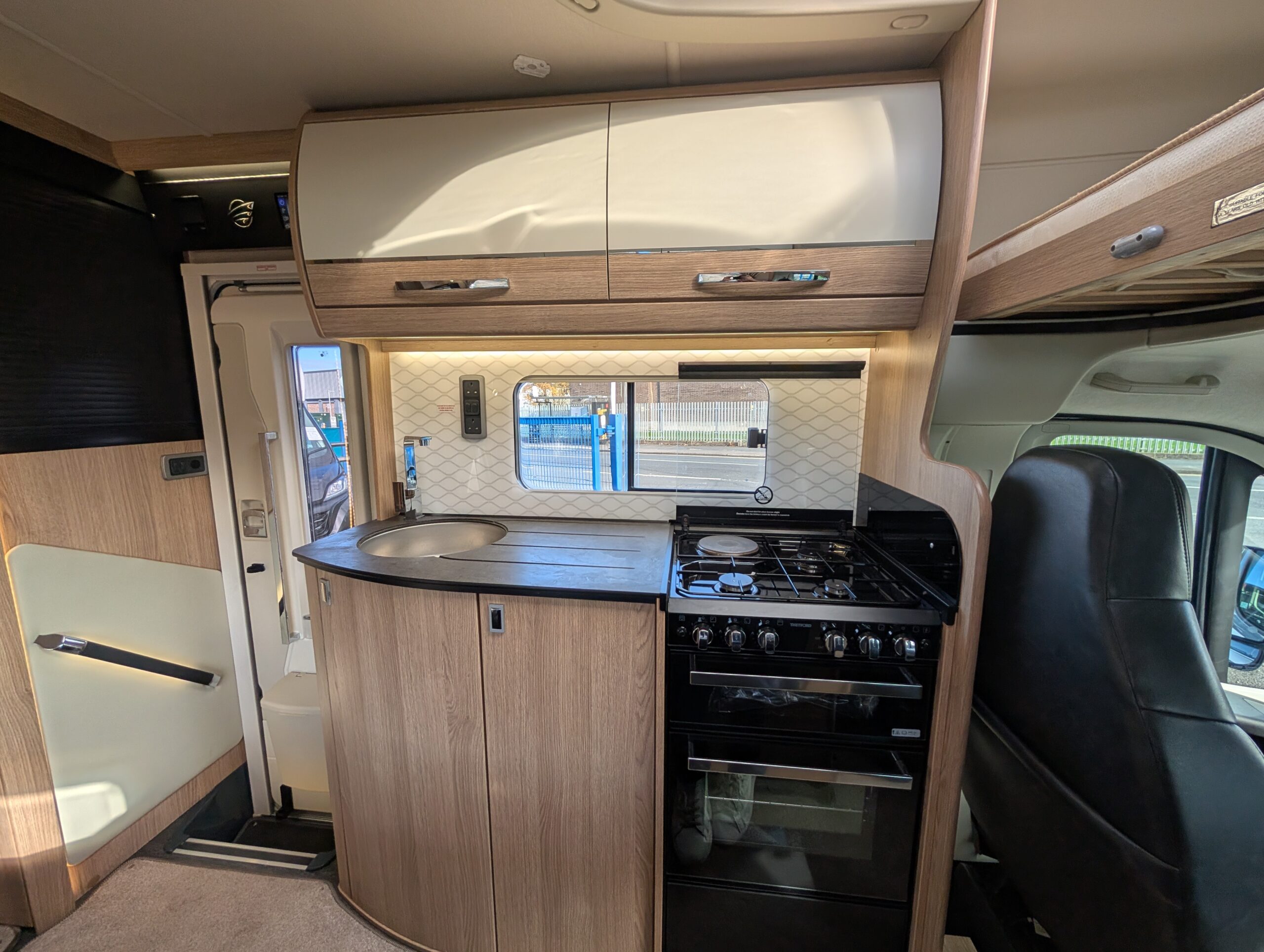 PXL 20251028 120621346