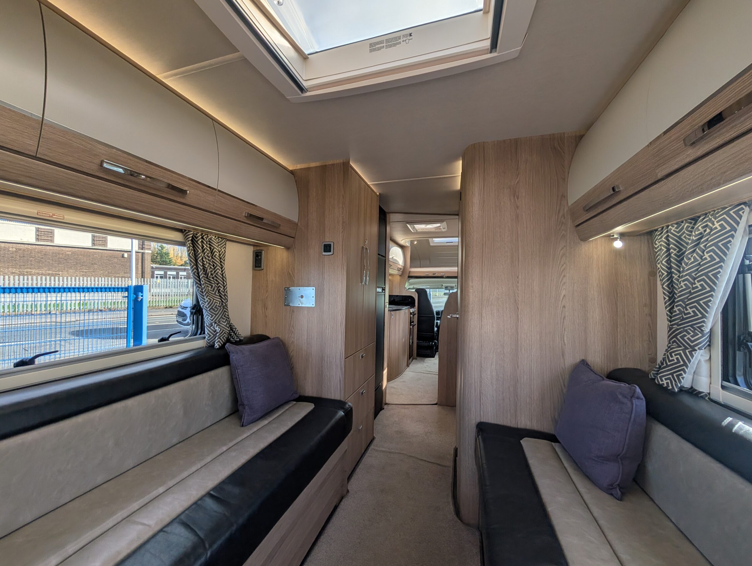 PXL 20251028 120632602