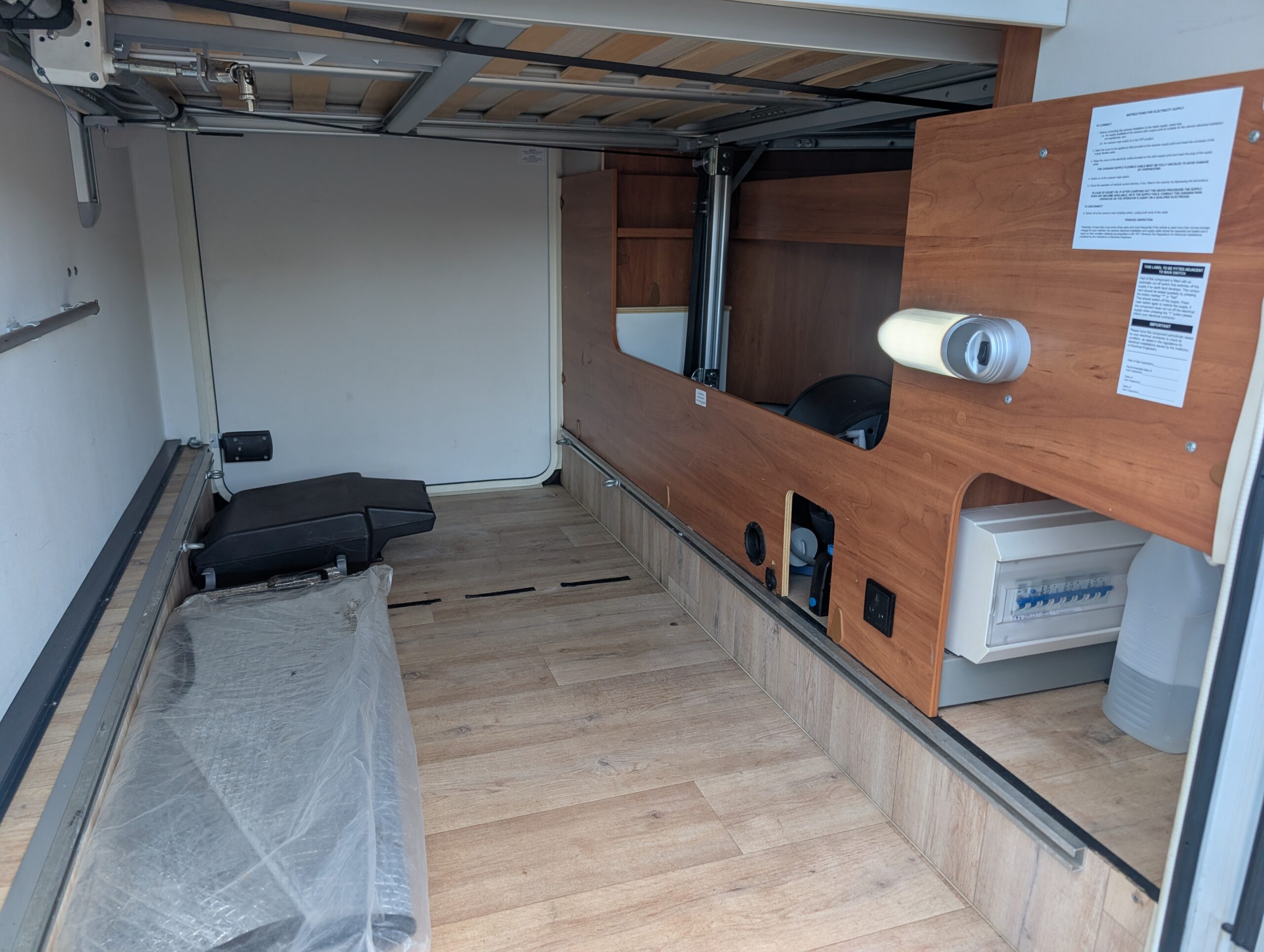 PXL 20251028 150822199