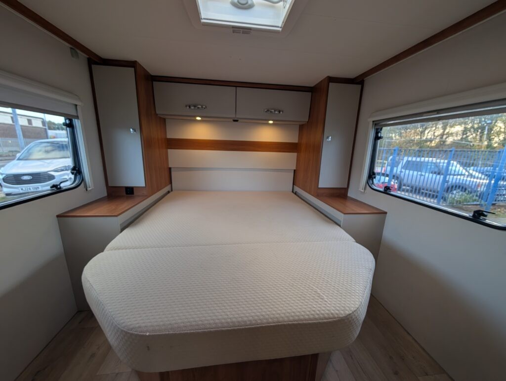 PXL 20251028 150857810