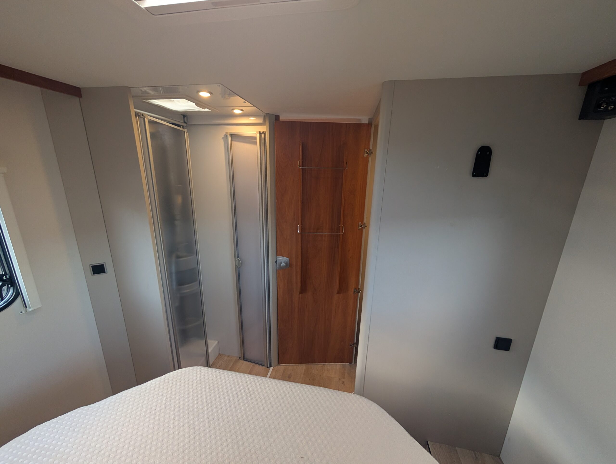 PXL 20251028 150925013