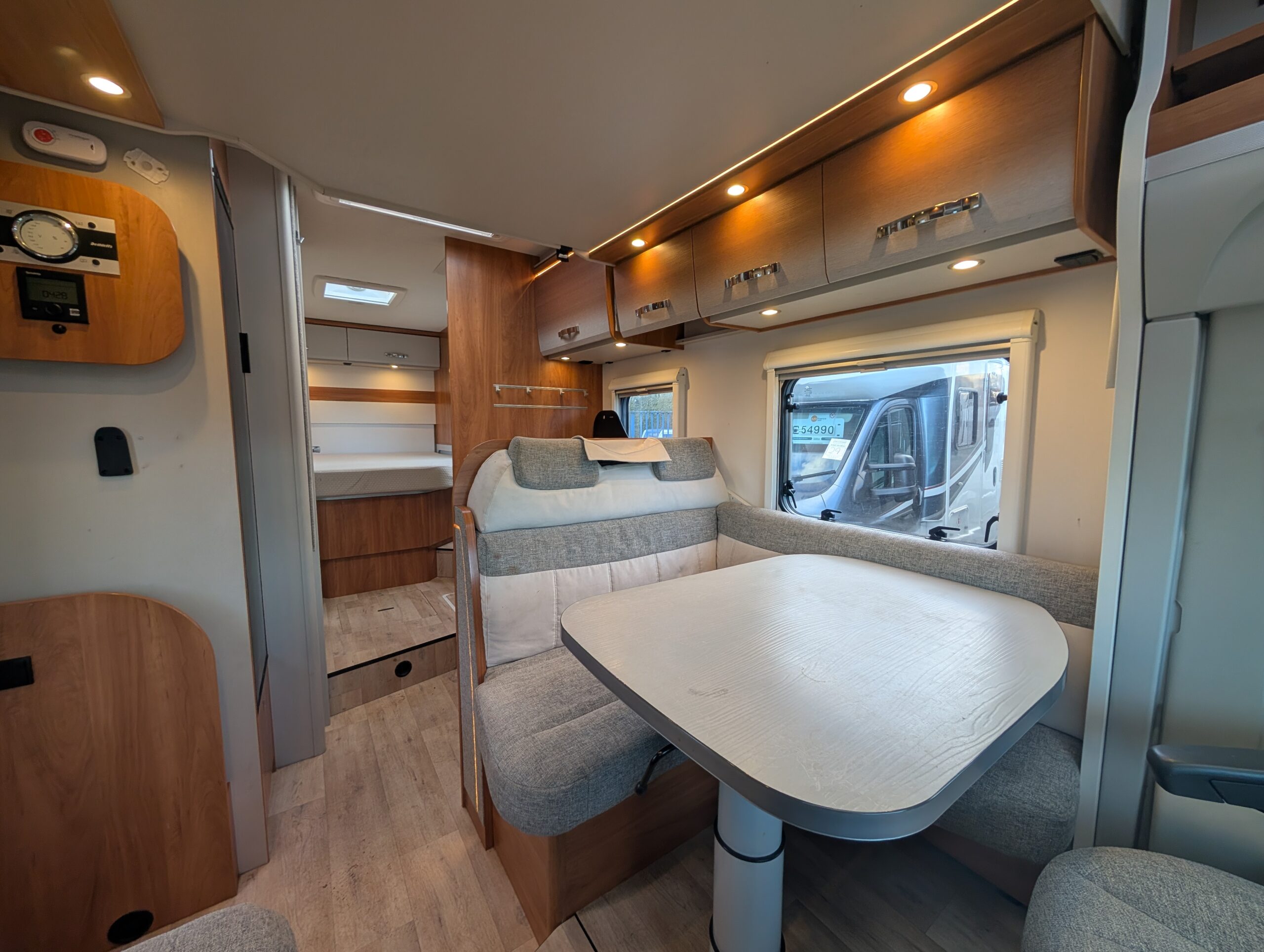 PXL 20251028 151027767