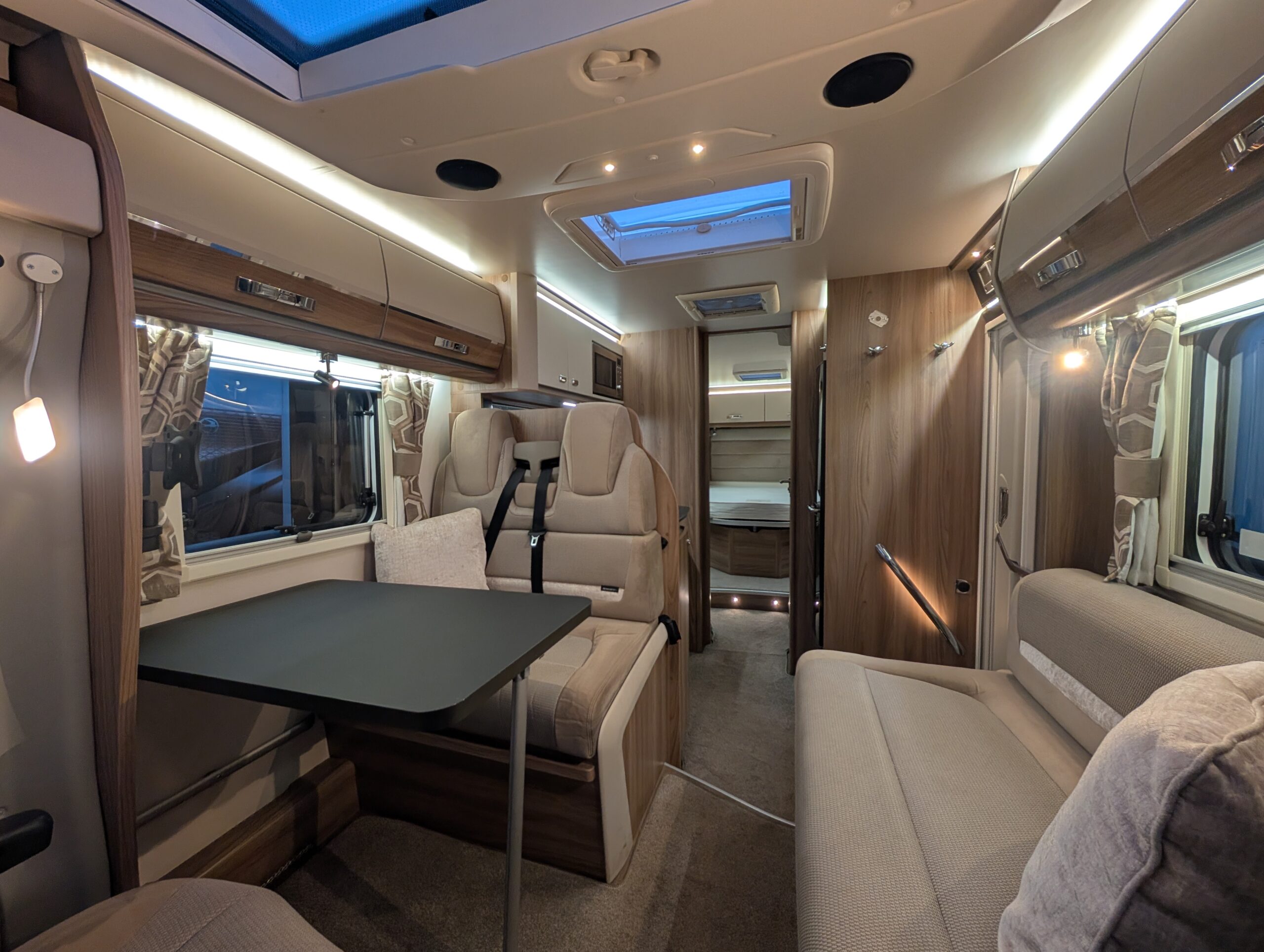 PXL 20251028 165739330