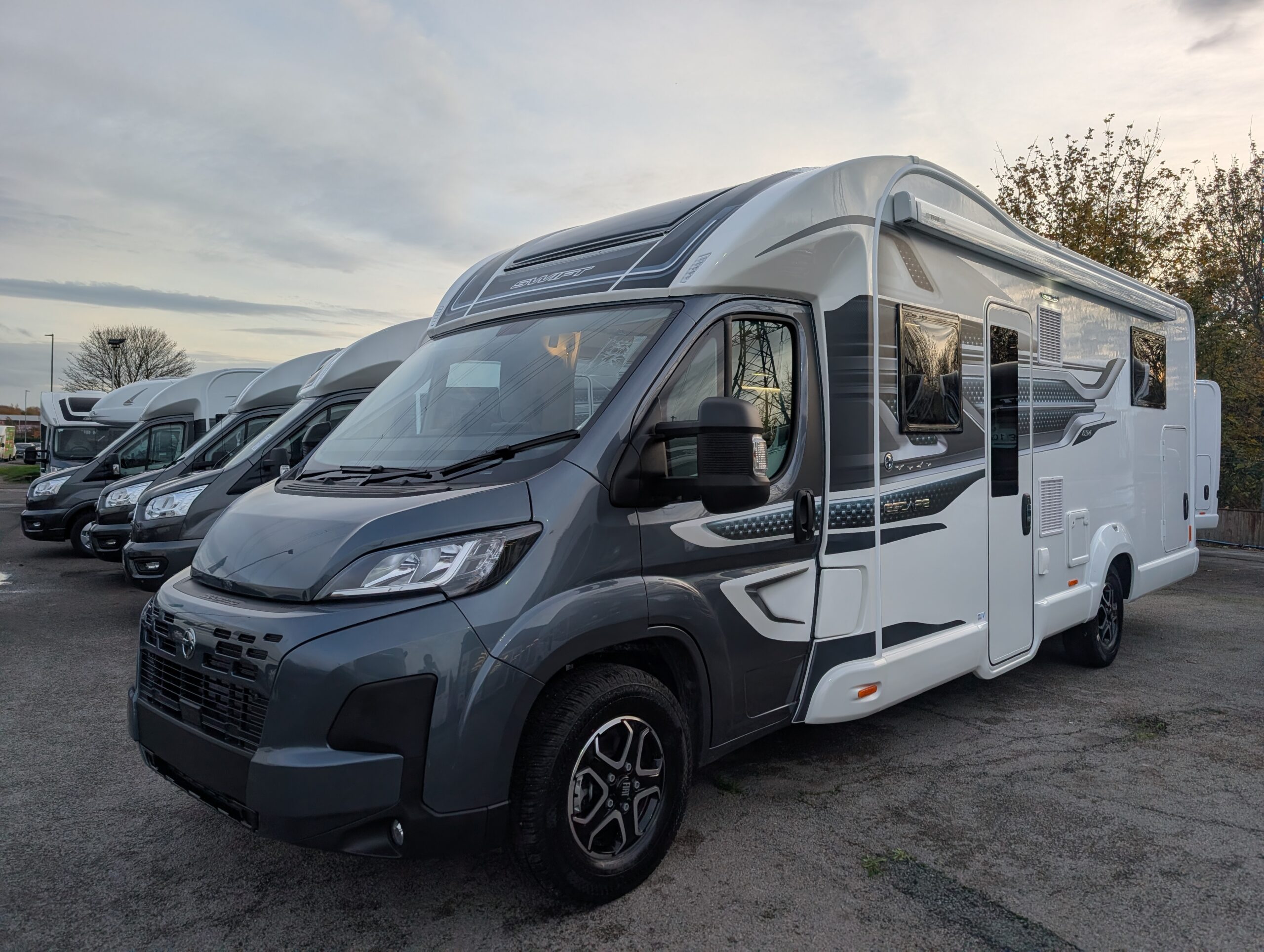 PXL 20251105 160143243.MP