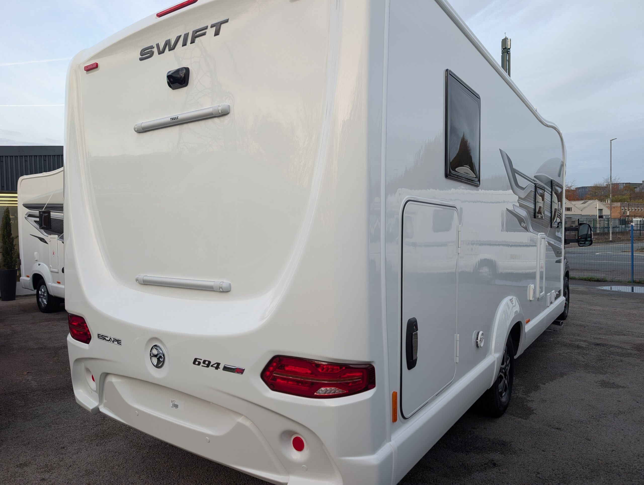 PXL 20251105 160233638