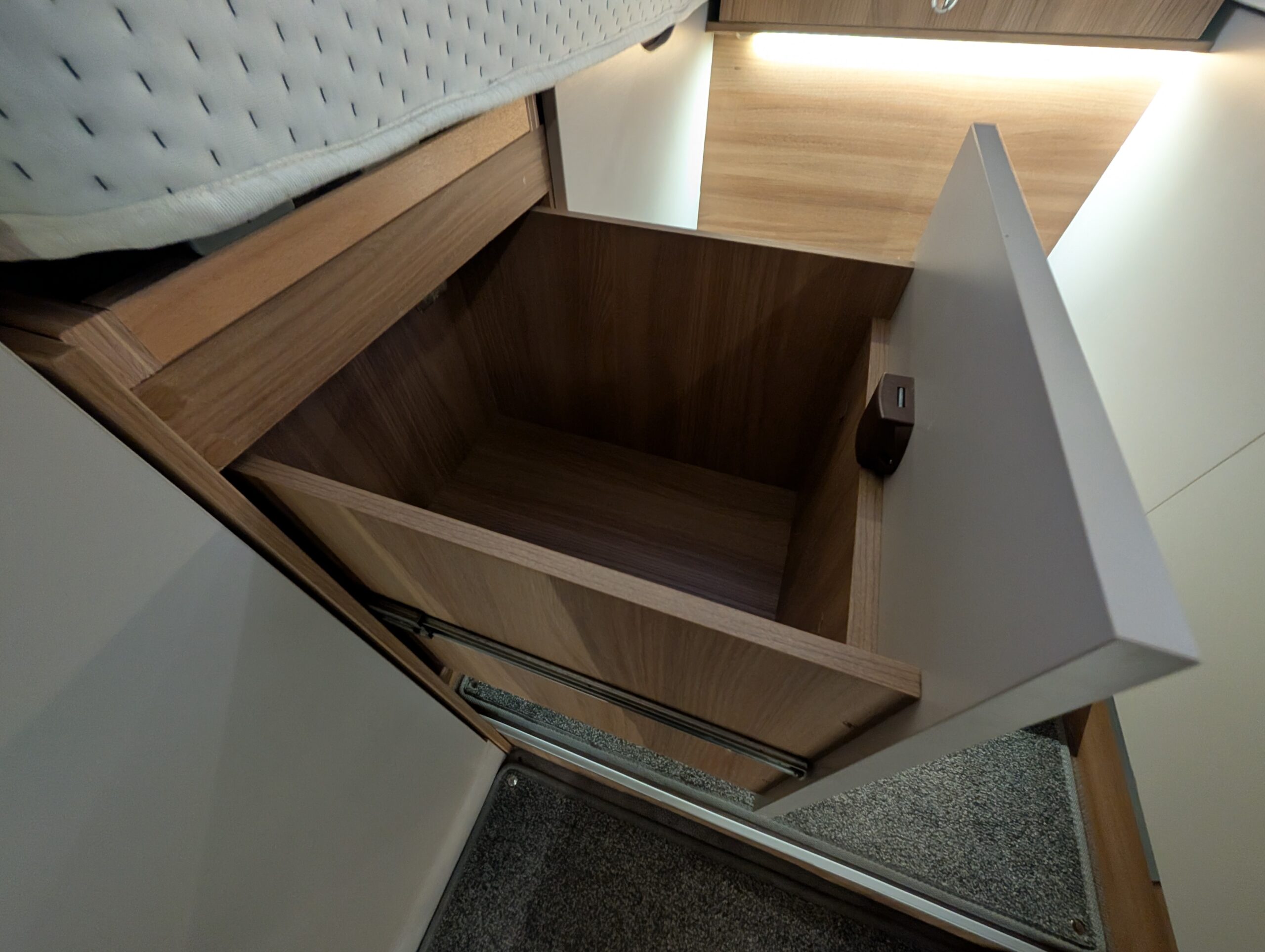 PXL 20251106 164337335