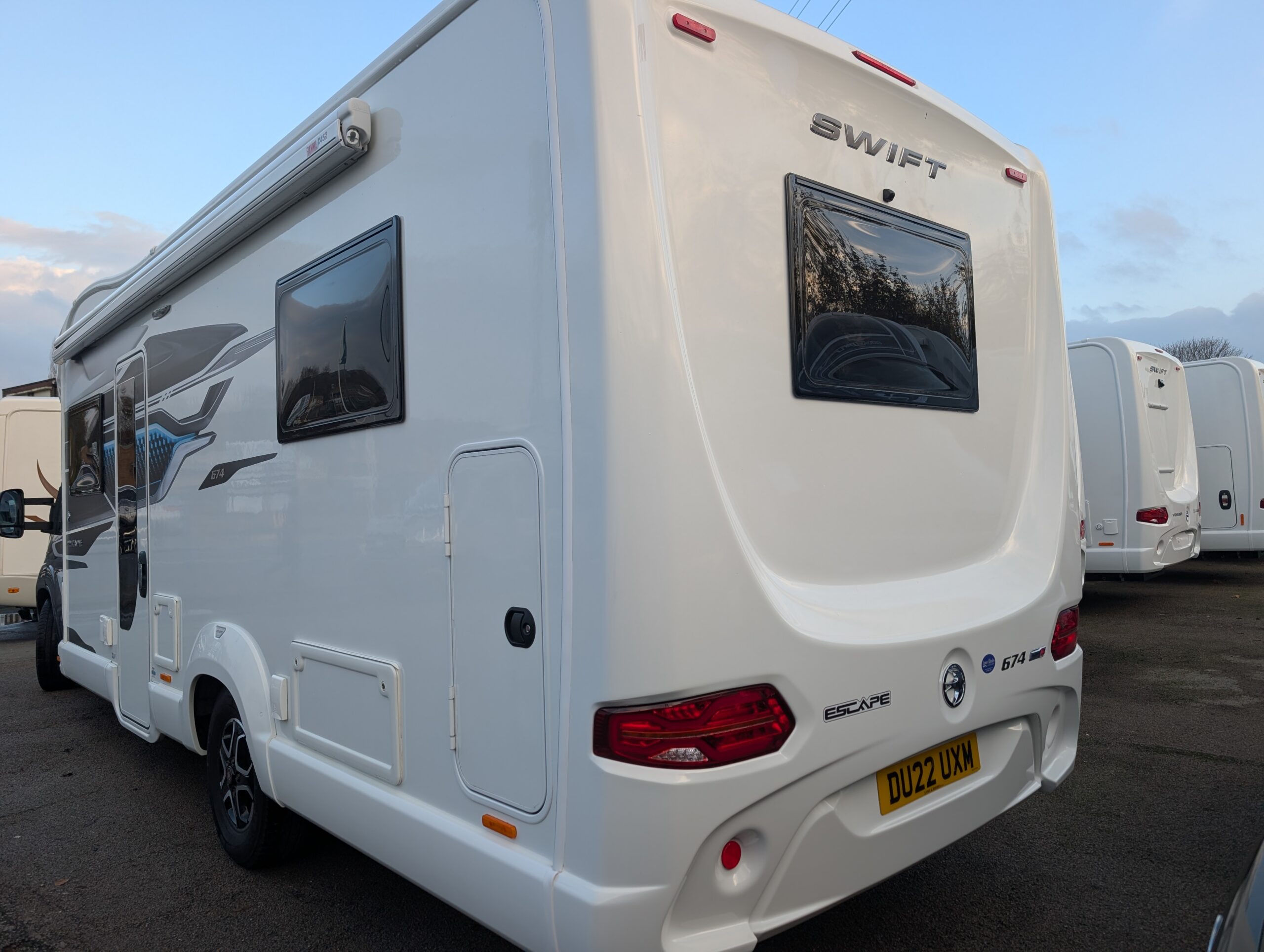 PXL 20251107 152155678.MP 