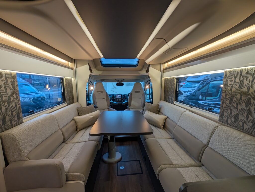 PXL 20251107 154622257 1