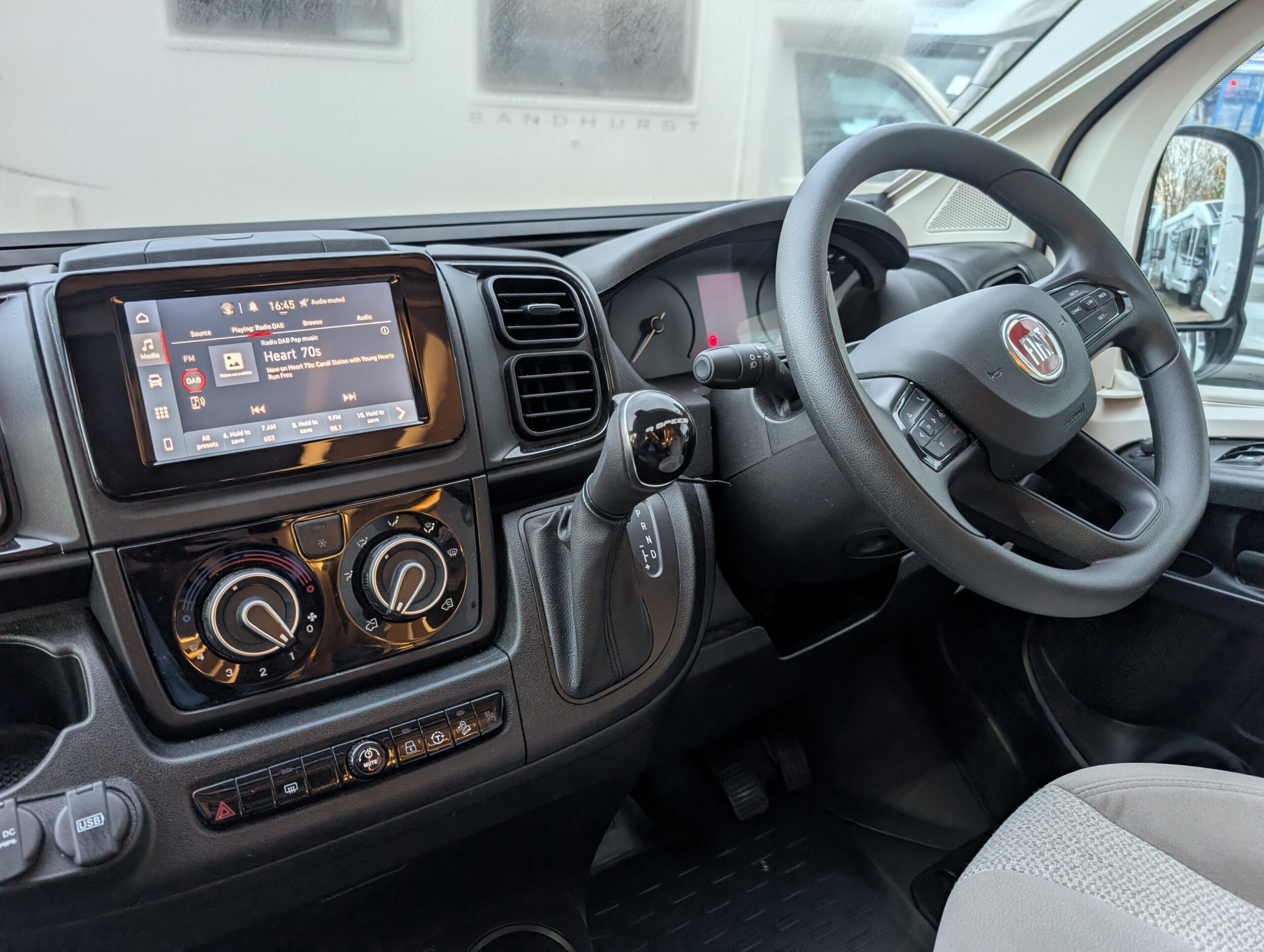 PXL 20251107 154633806