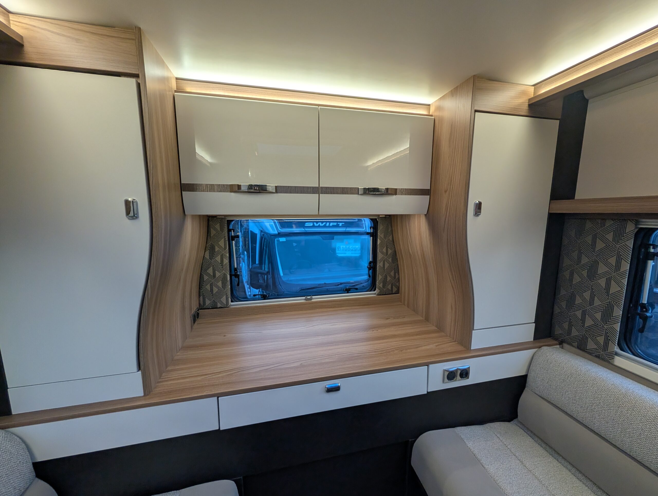 PXL 20251107 154647822