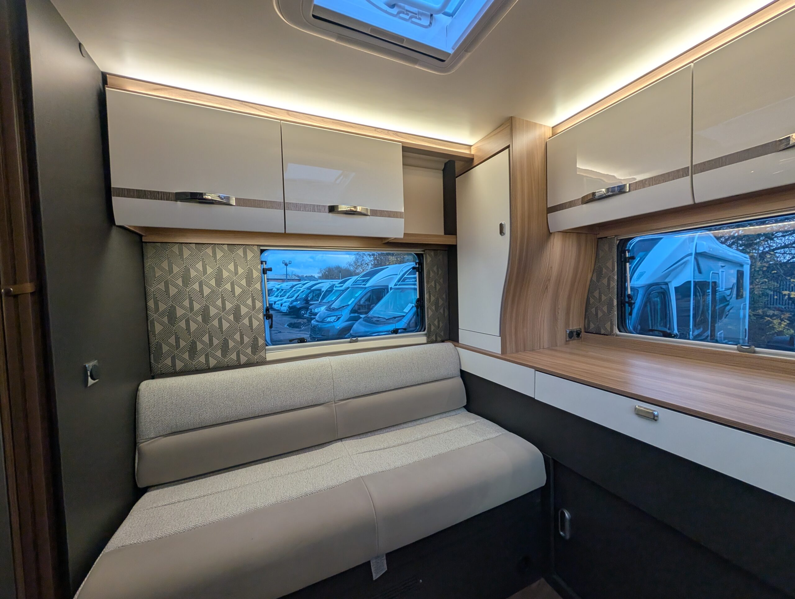 PXL 20251107 154707826 1