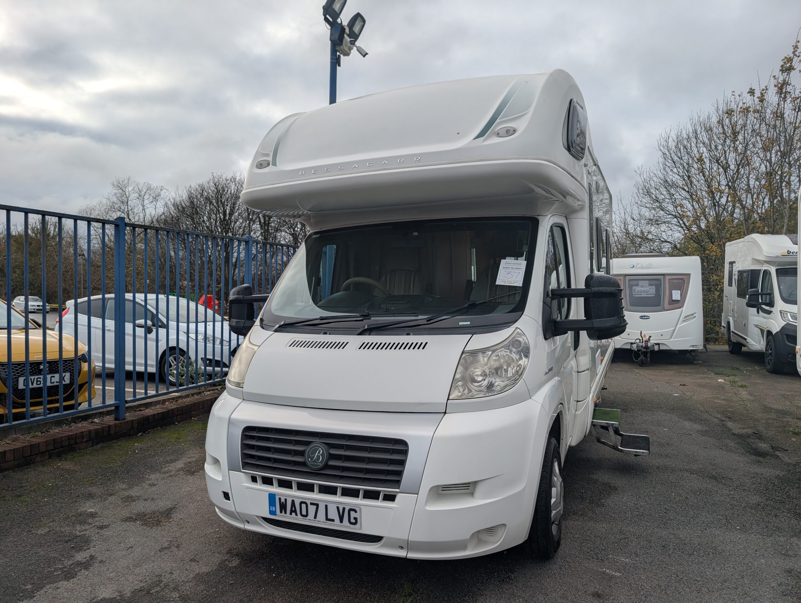 PXL 20251115 124016928.MP 