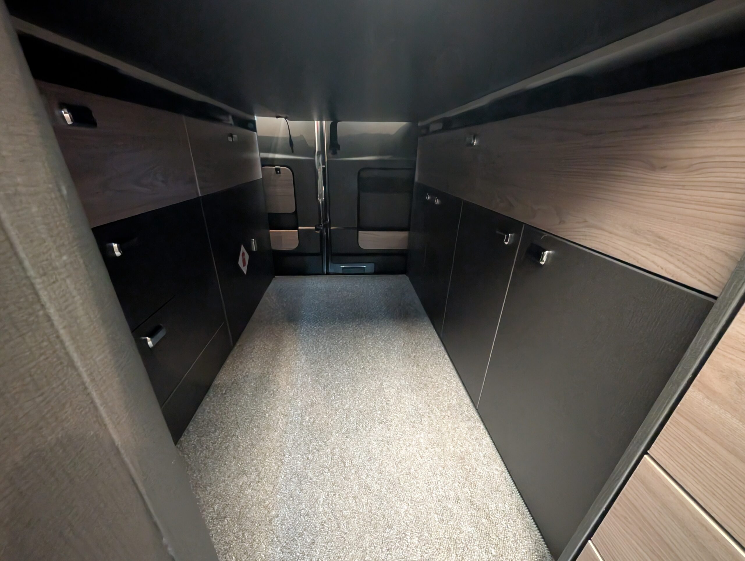 PXL 20251117 153120377