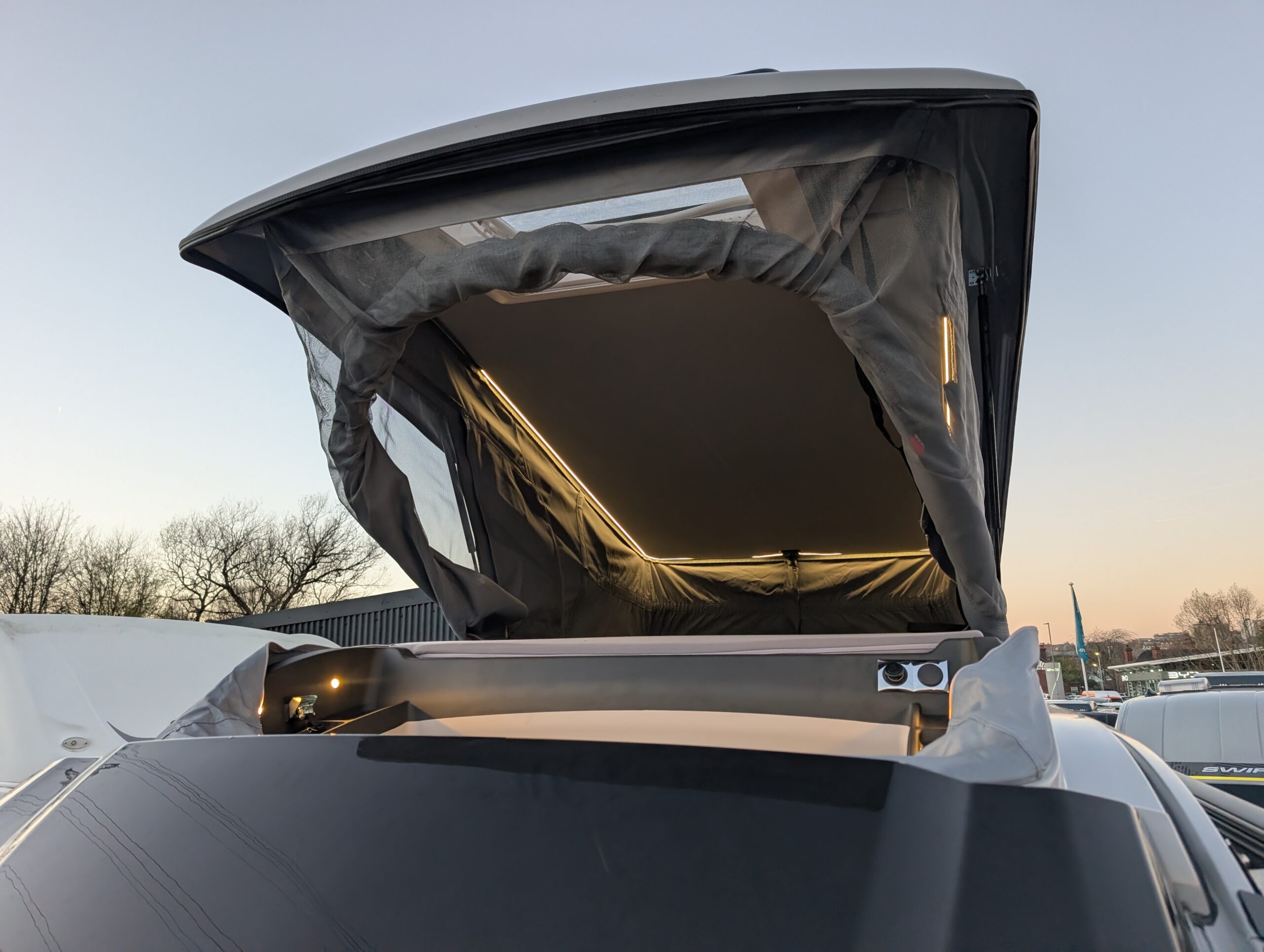 PXL 20251117 161100184