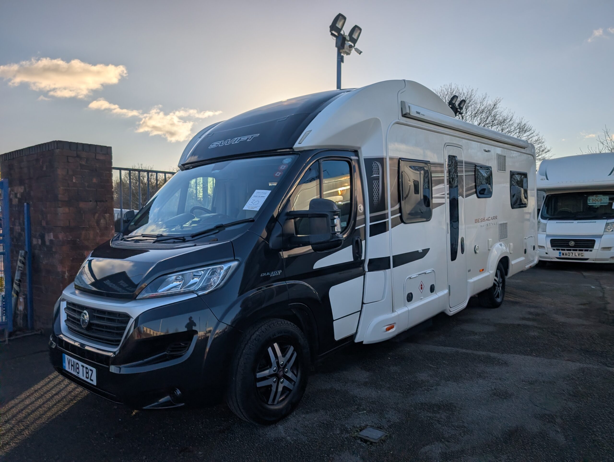 PXL 20251125 140640179