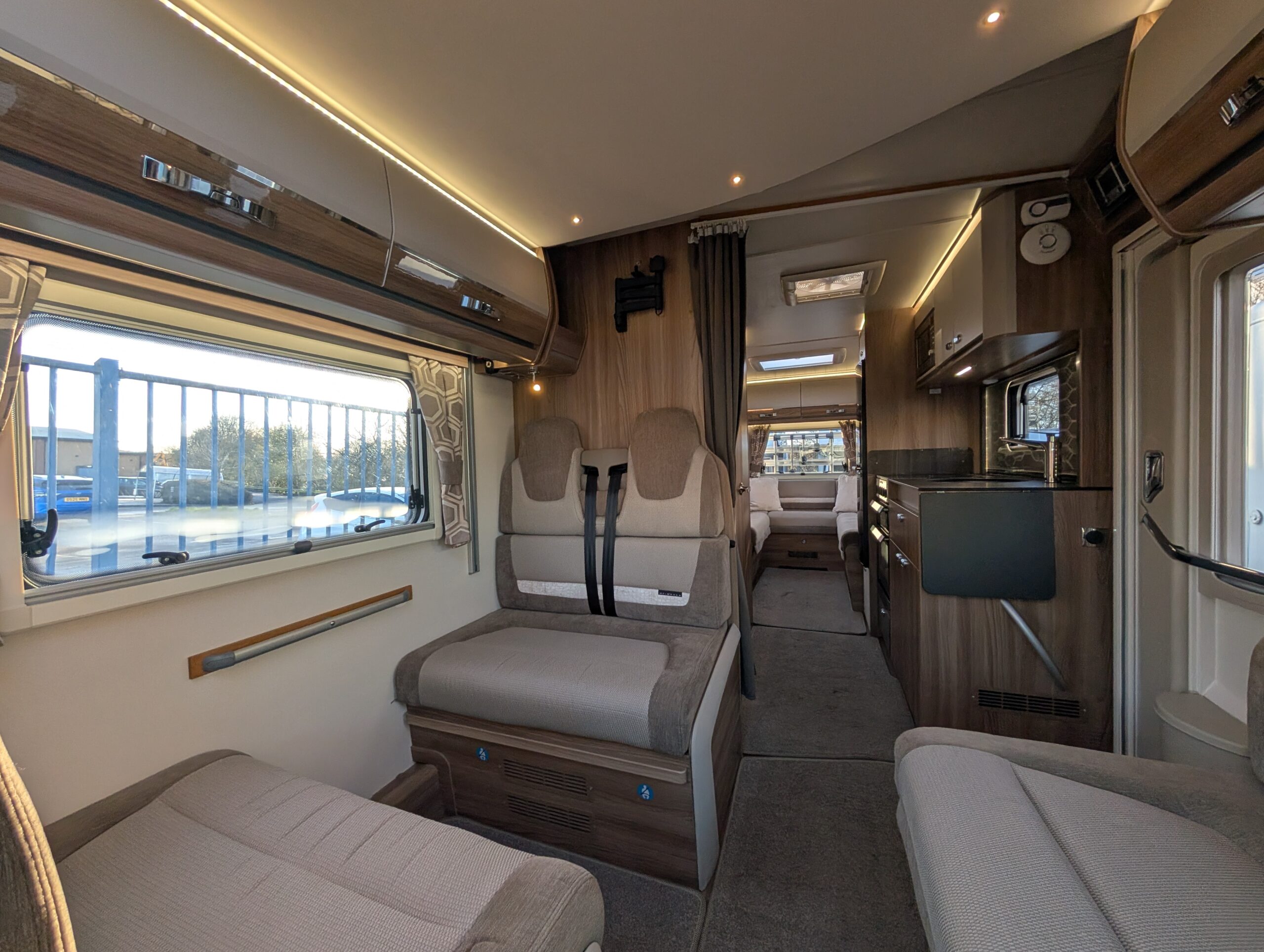 PXL 20251125 141008093 1