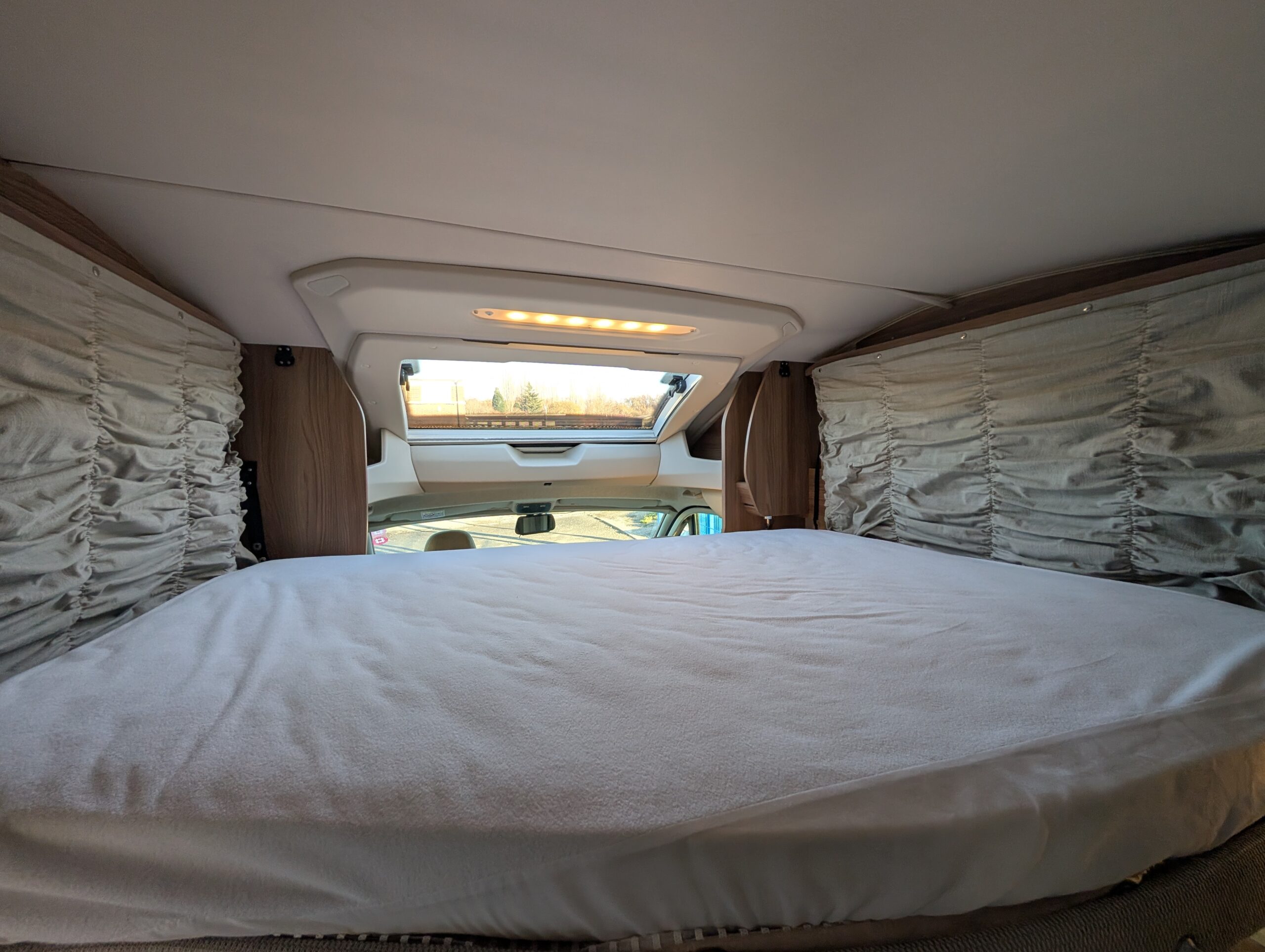 PXL 20251125 141219020 1