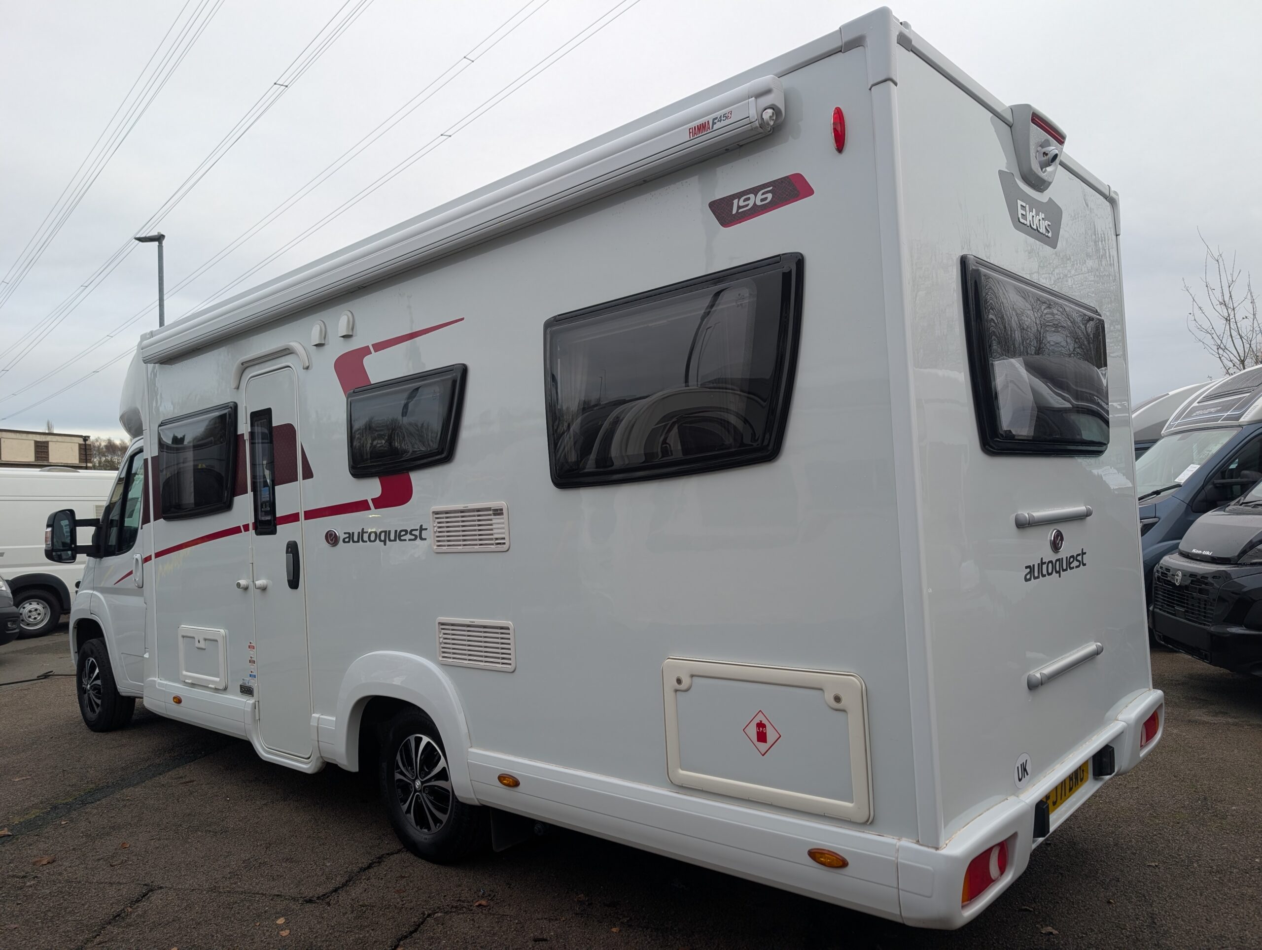 PXL 20251126 133449144.MP 