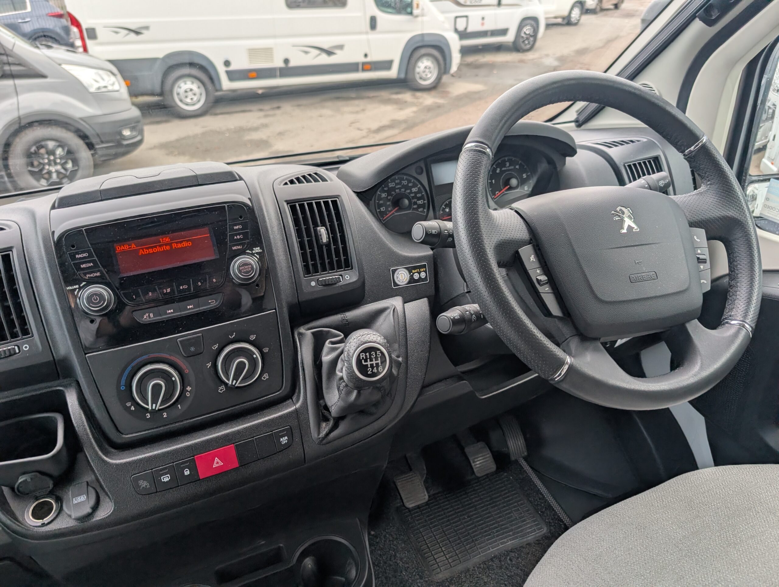 PXL 20251126 133651559