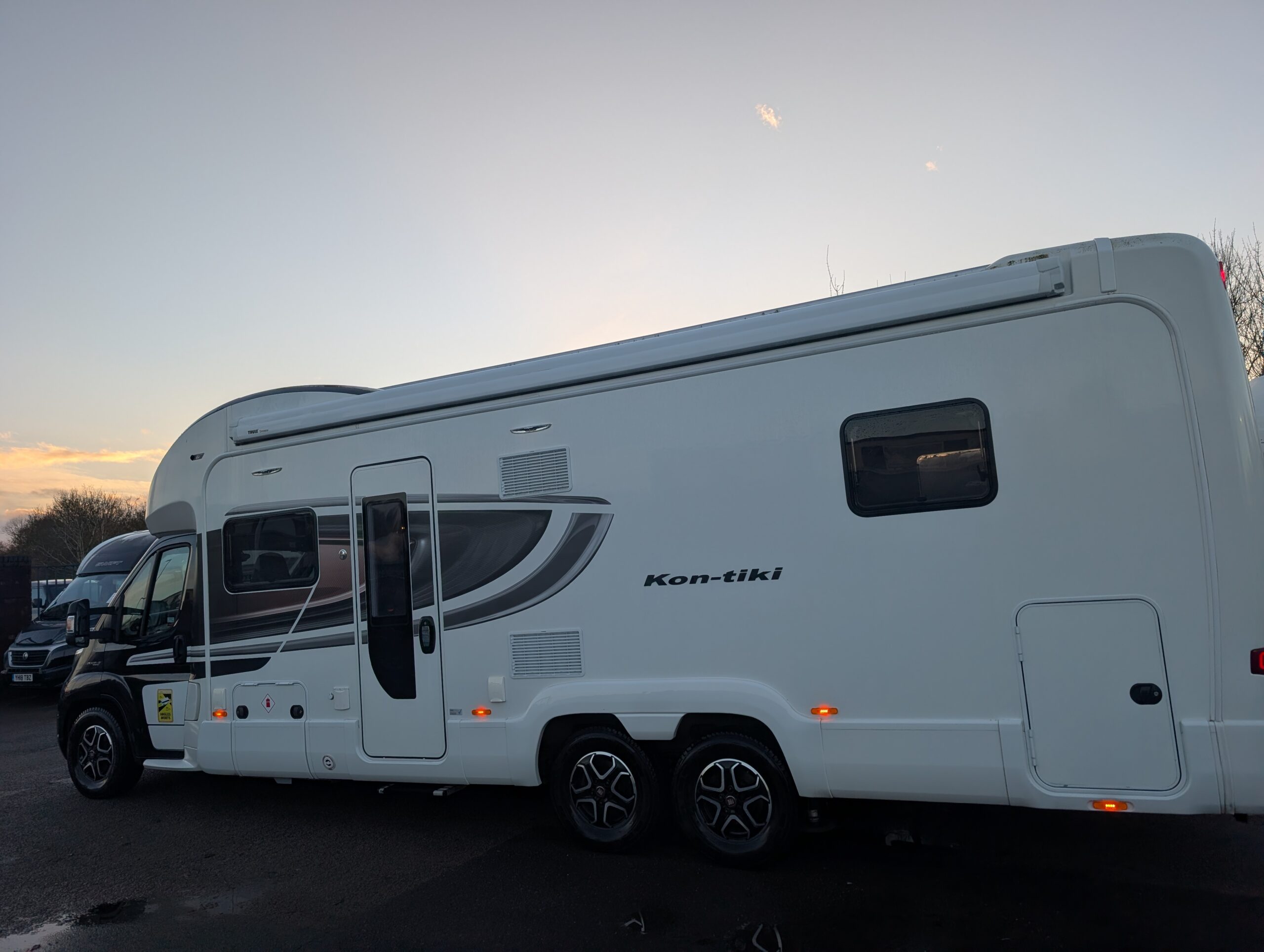 PXL 20251128 152142248