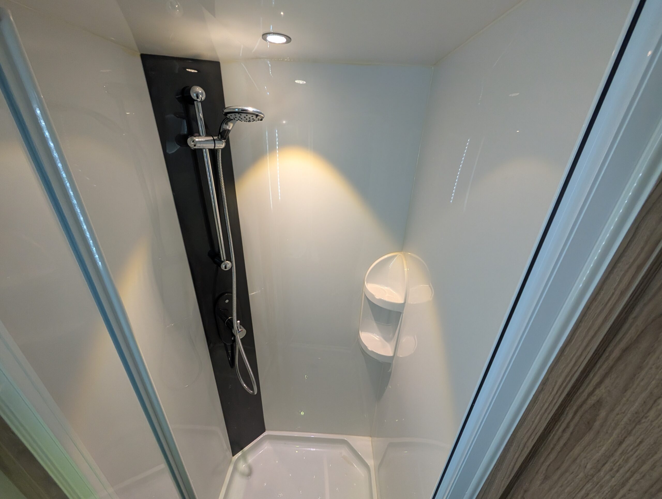 PXL 20251128 160749775