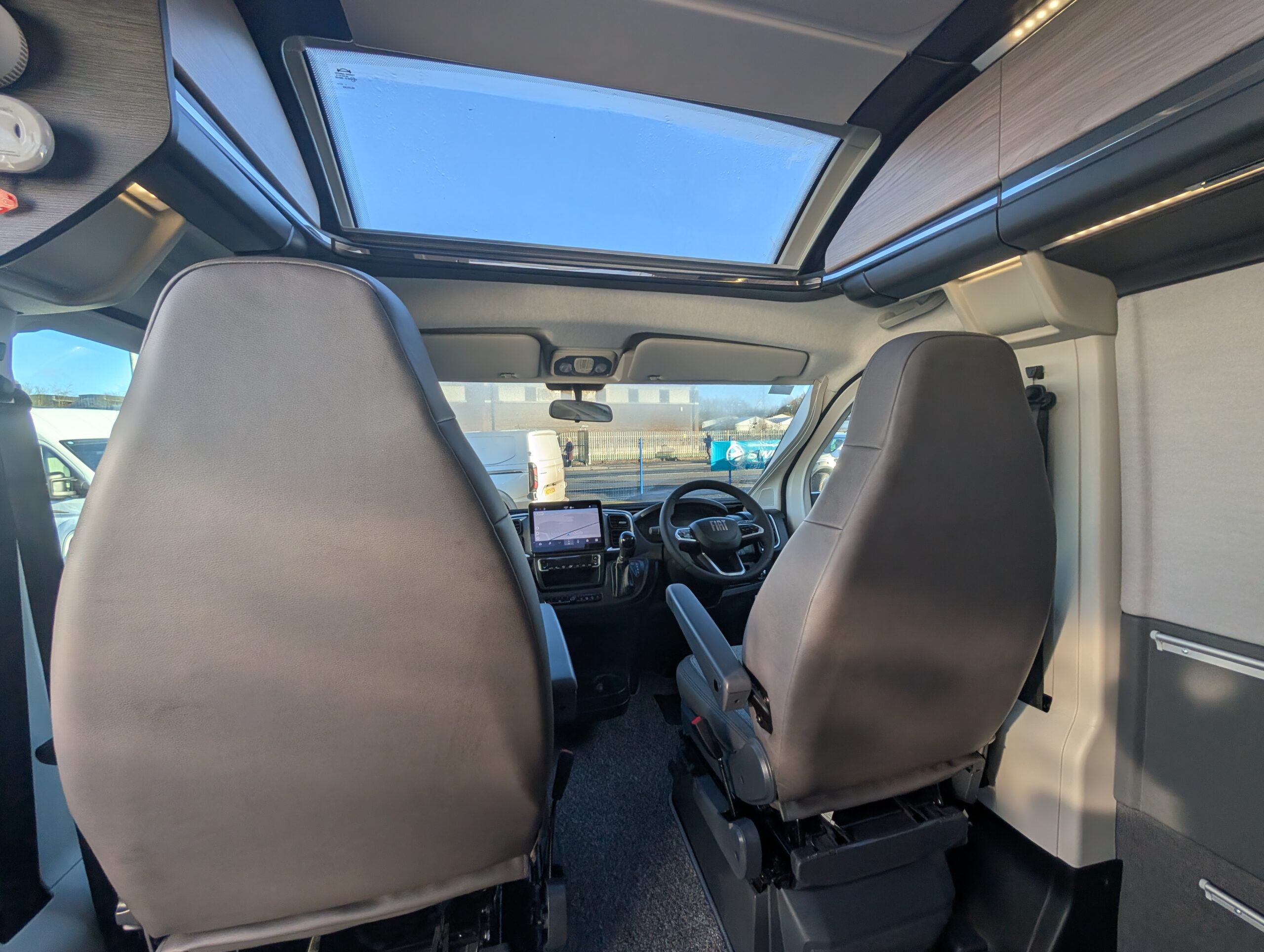 PXL 20251202 123148713.MP 