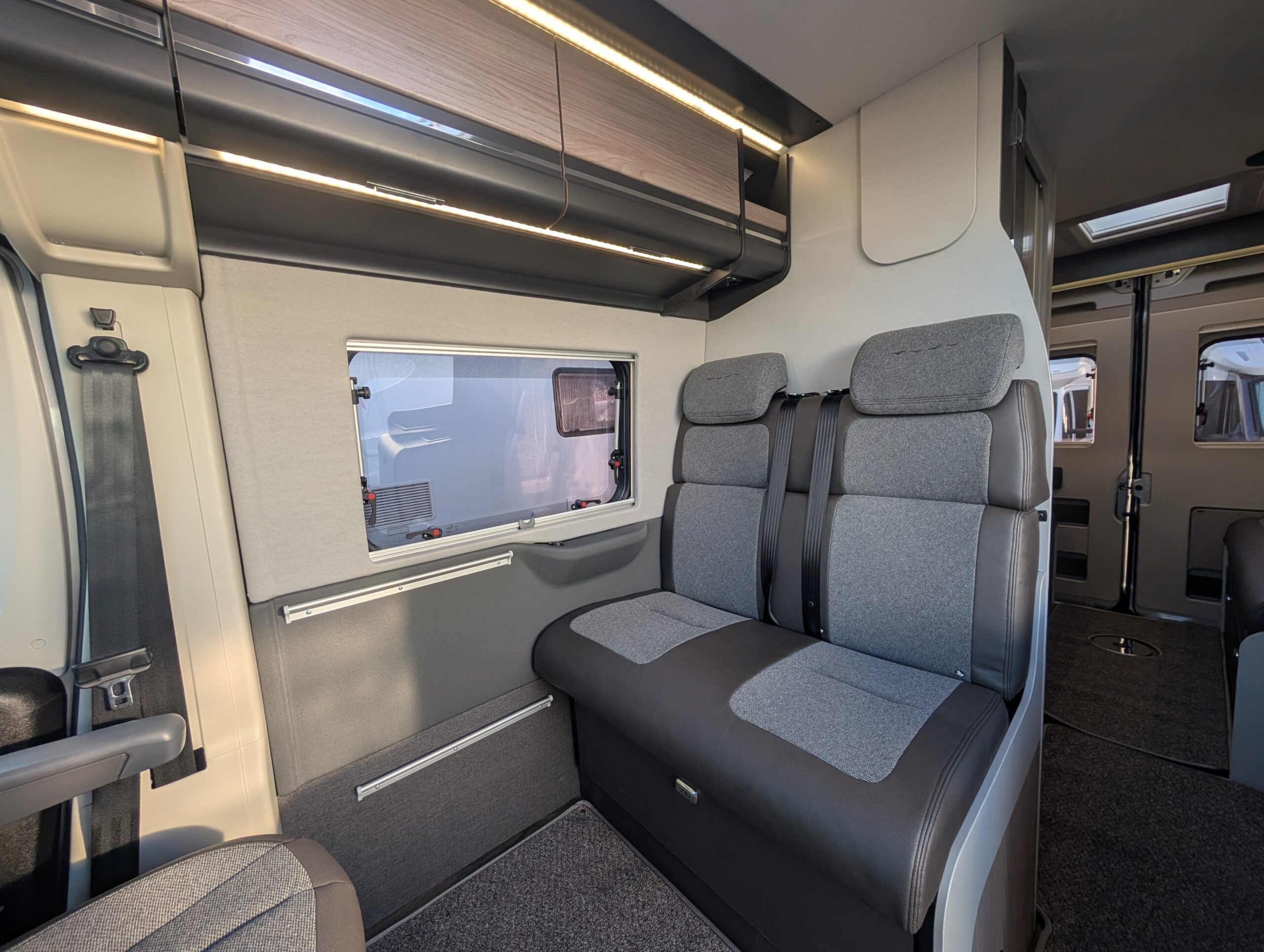 PXL 20251202 123228121