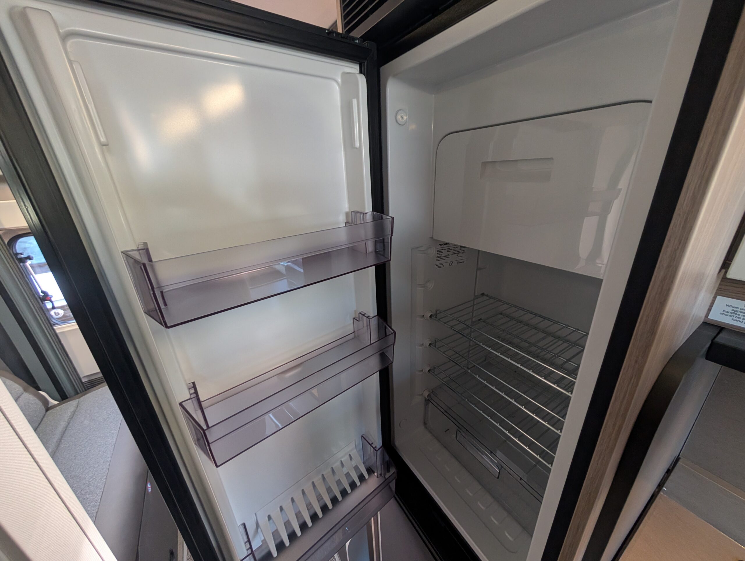 PXL 20251202 123324884