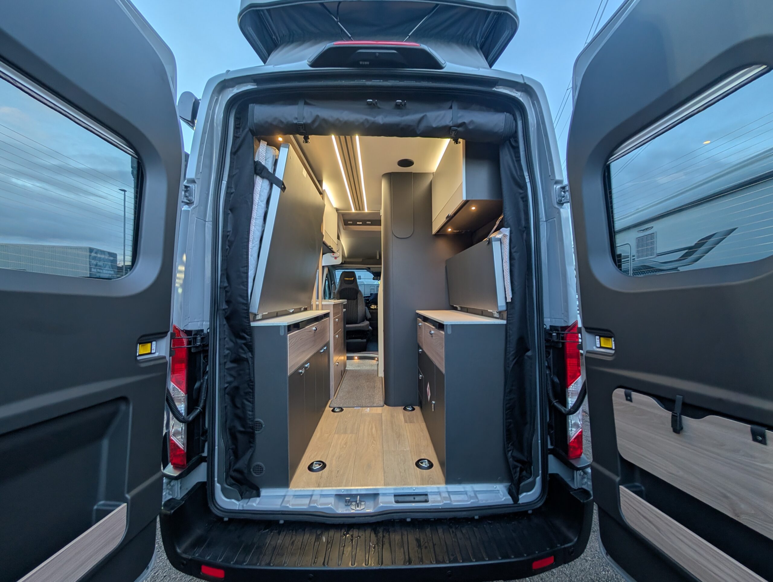 PXL 20251202 154807196