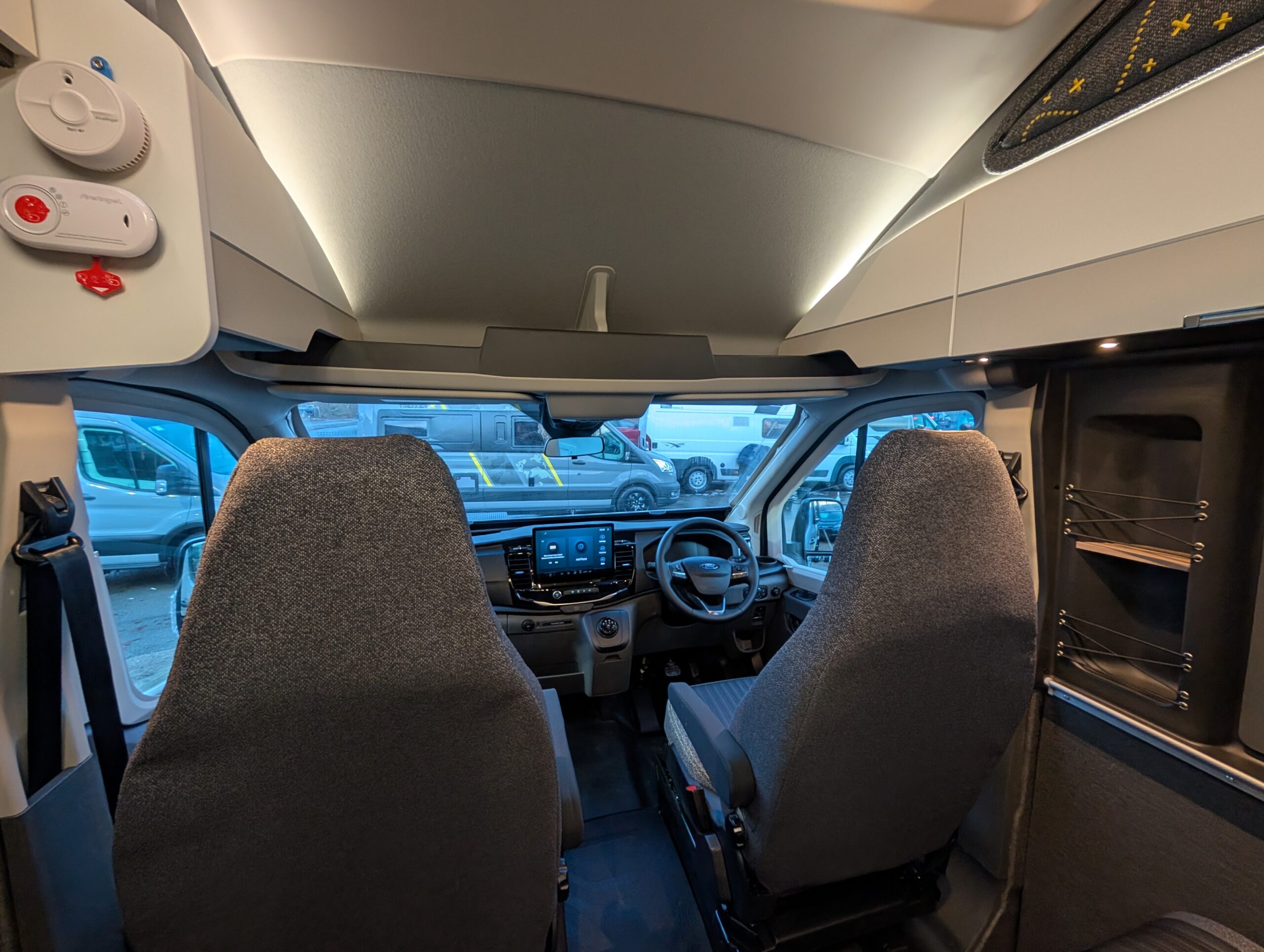 PXL 20251202 154928712