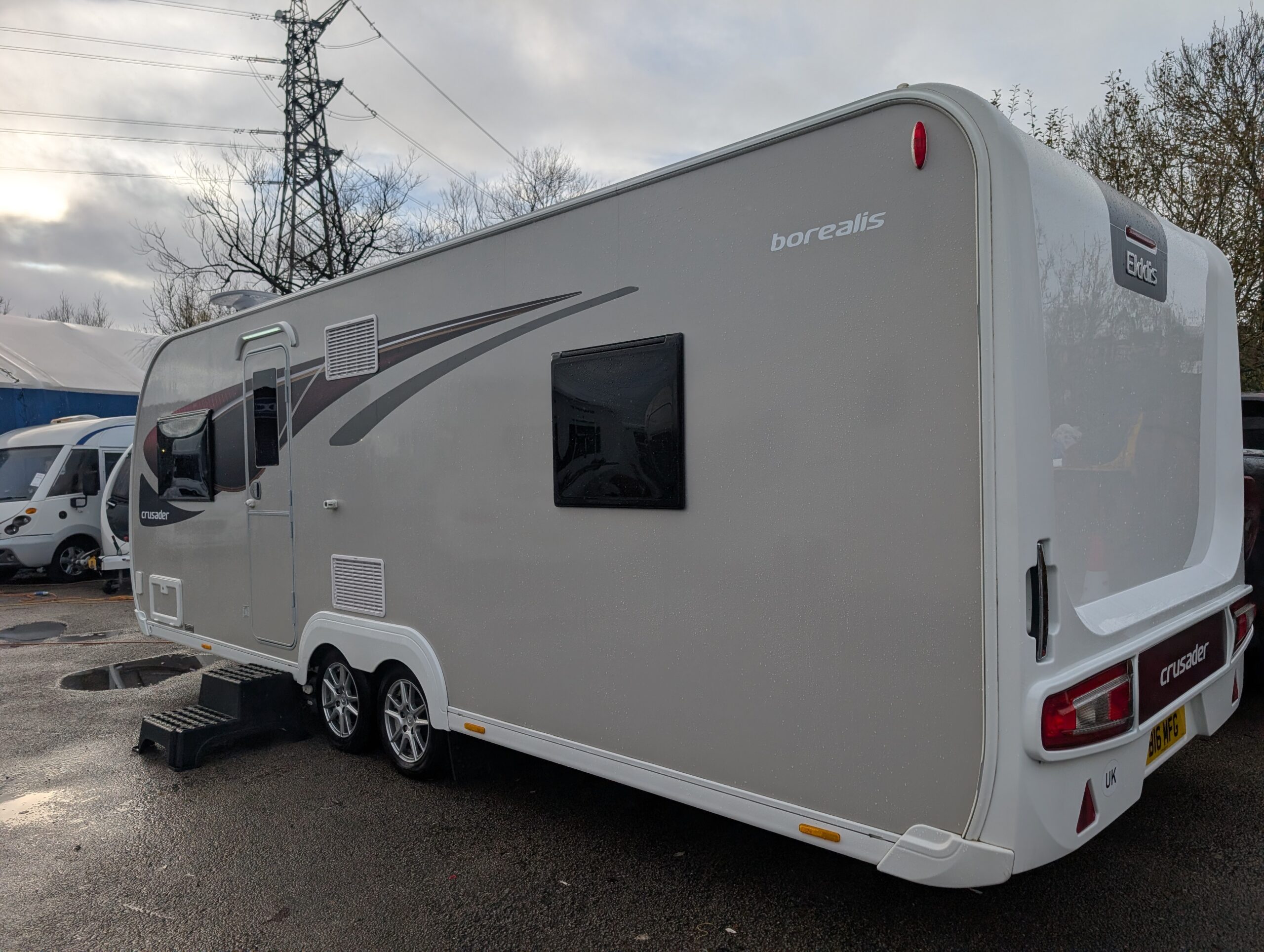 PXL 20251206 132247858