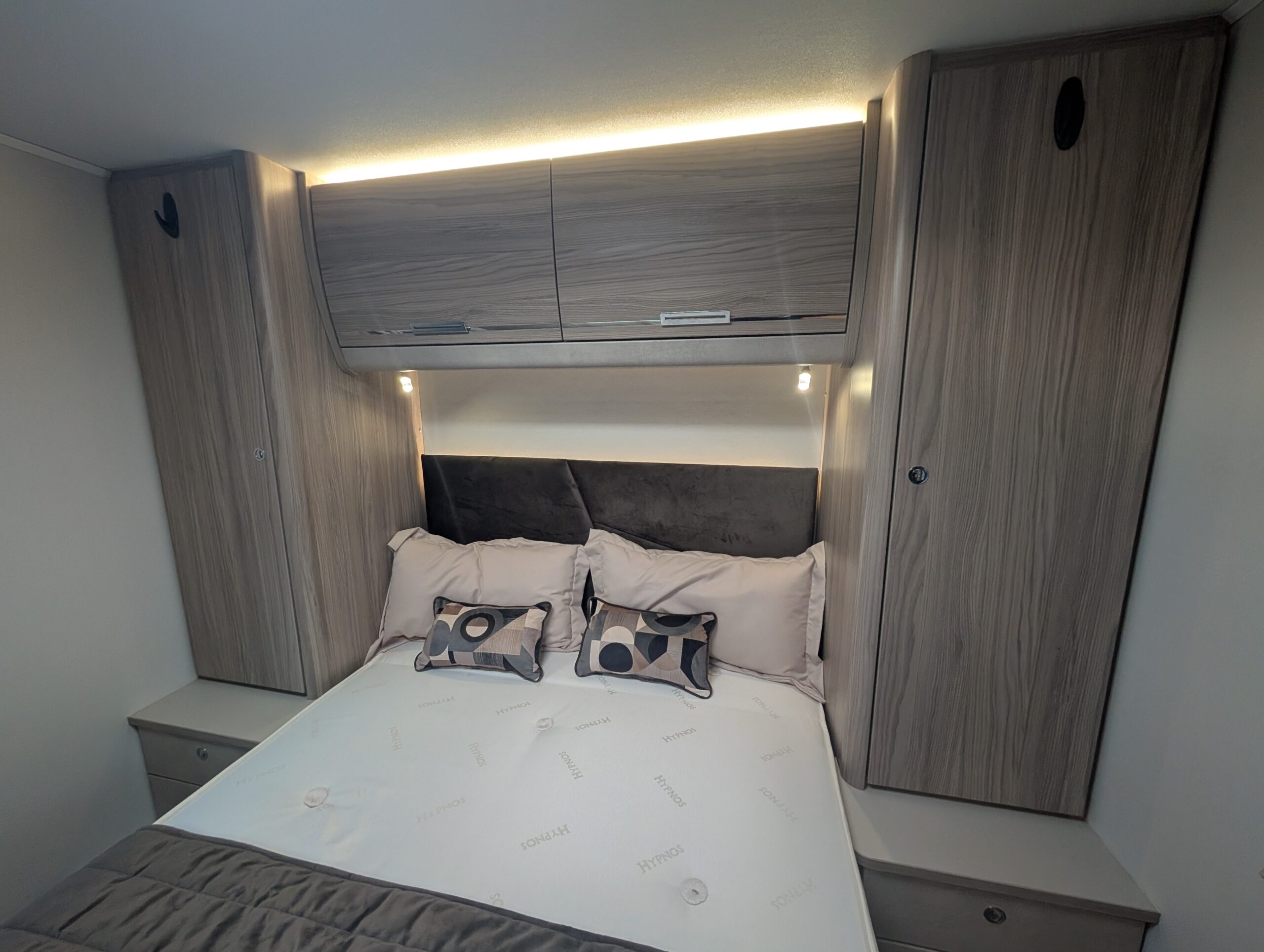 PXL 20251206 132723909