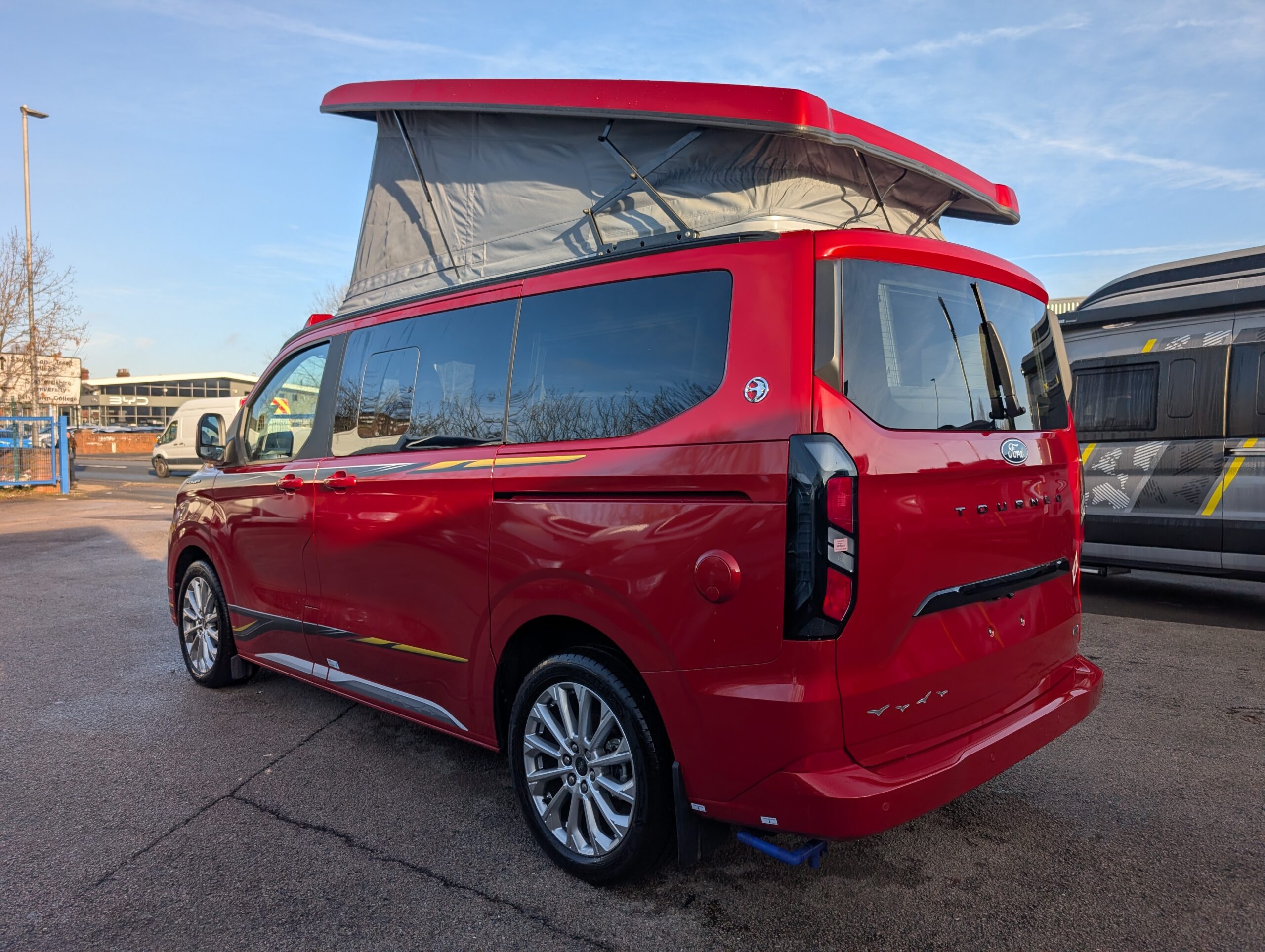 PXL 20251213 121748564.MP 