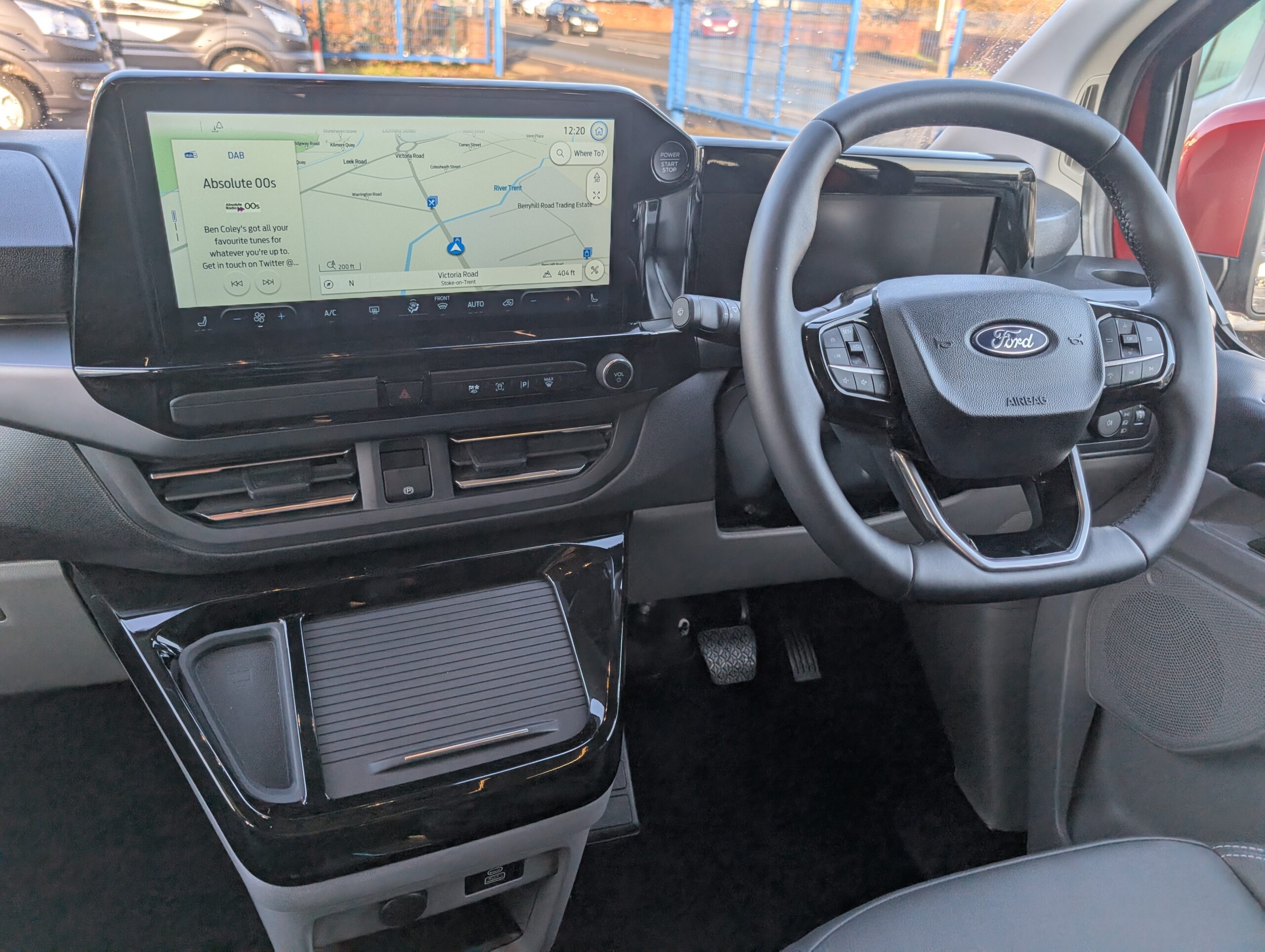 PXL 20251213 122010305