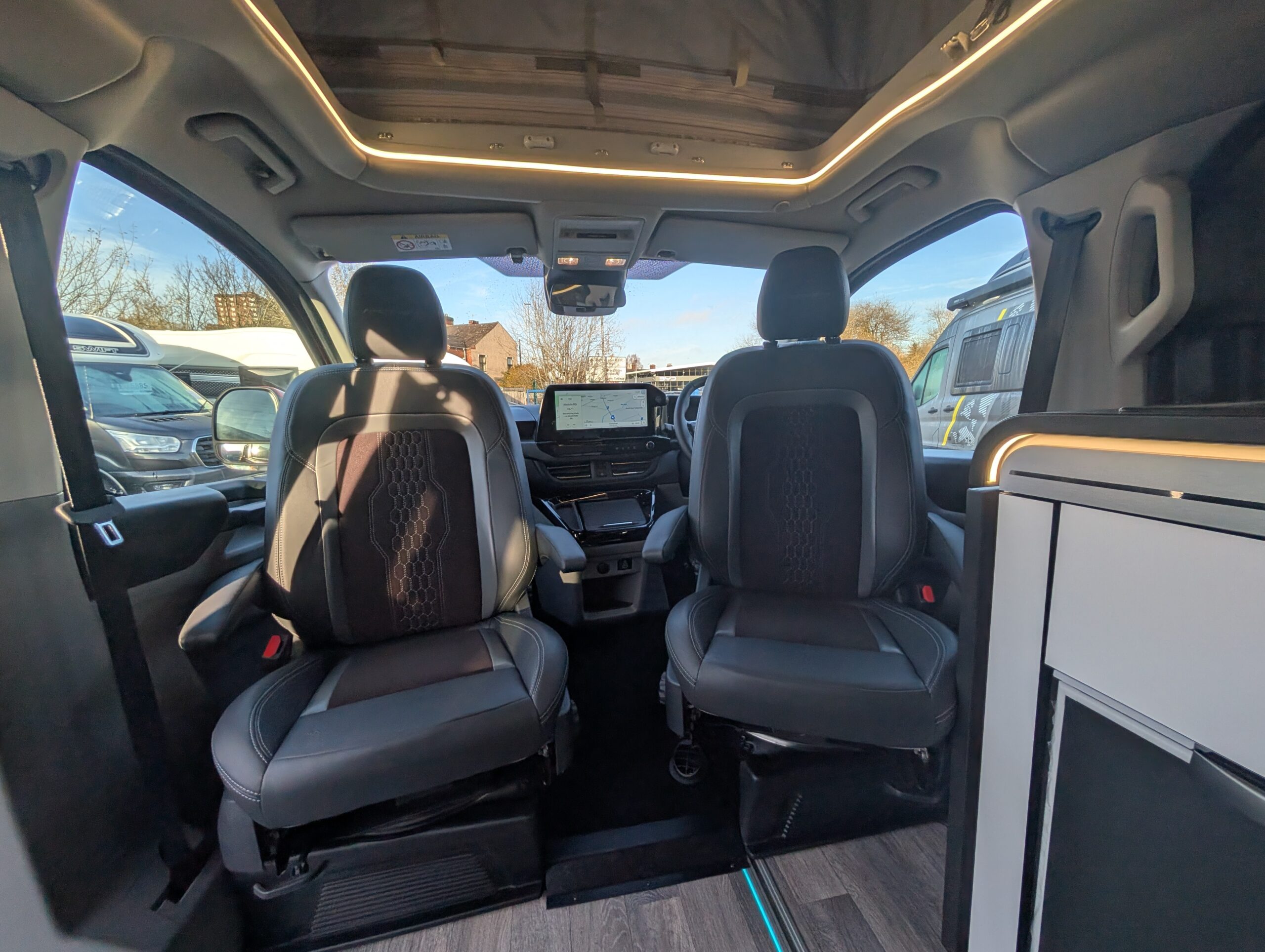 PXL 20251213 122104604.MP 