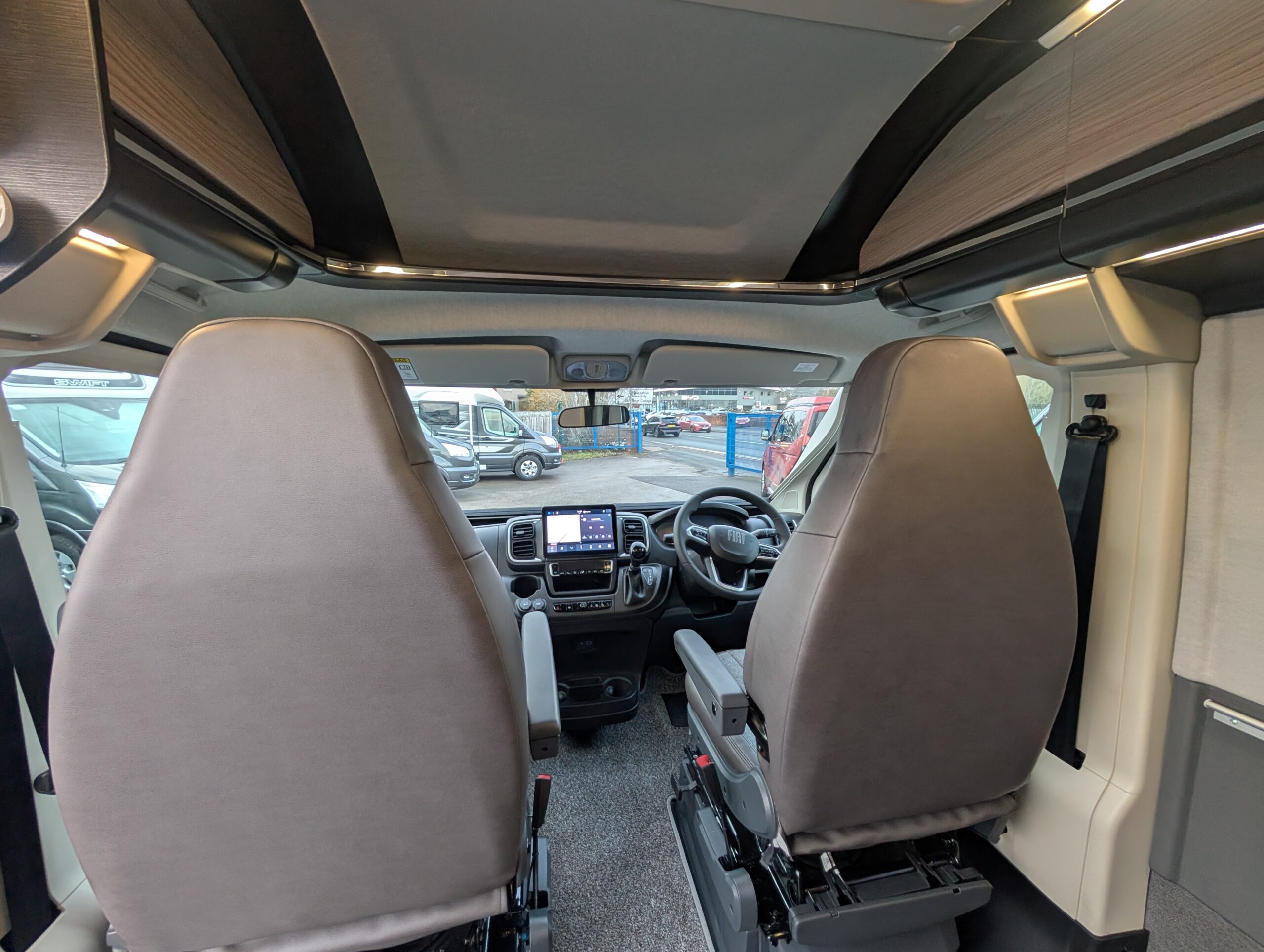 PXL 20251213 150033541