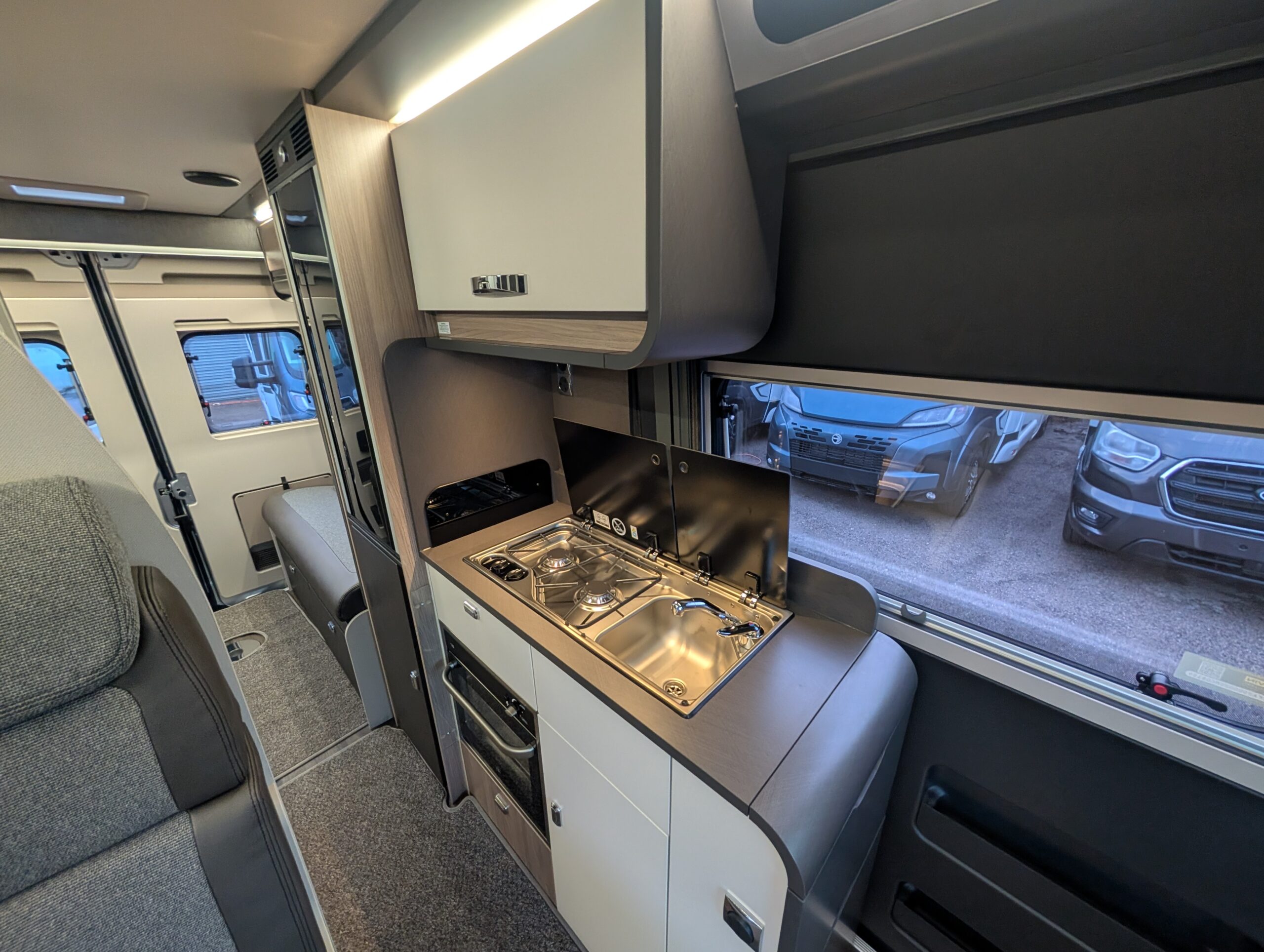 PXL 20251213 150207247