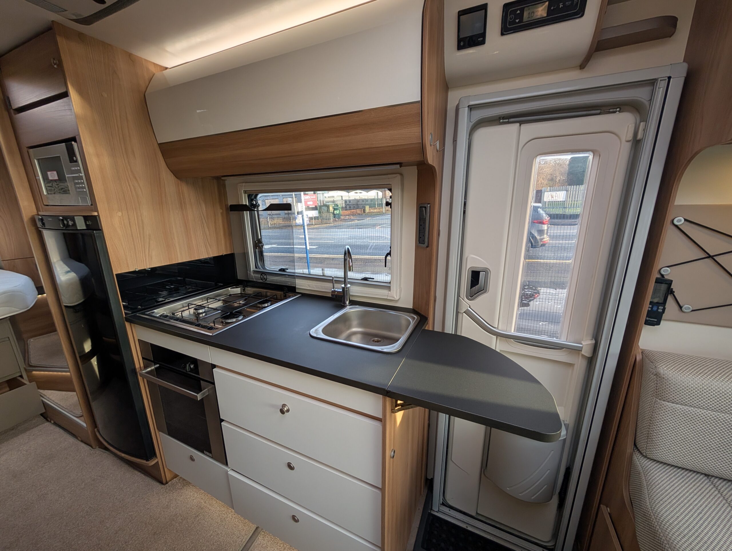 PXL 20251216 102520774