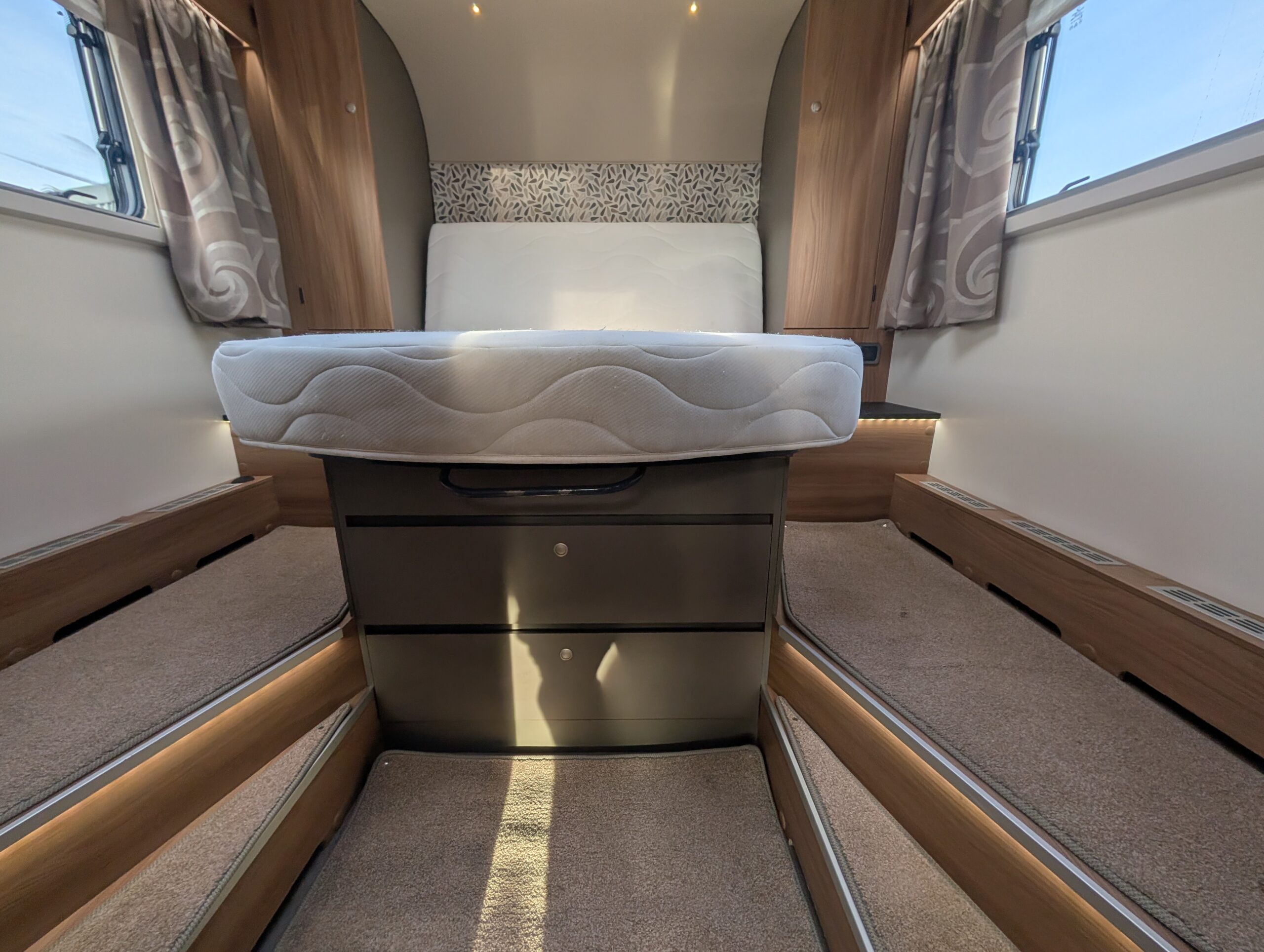 PXL 20251216 102548033